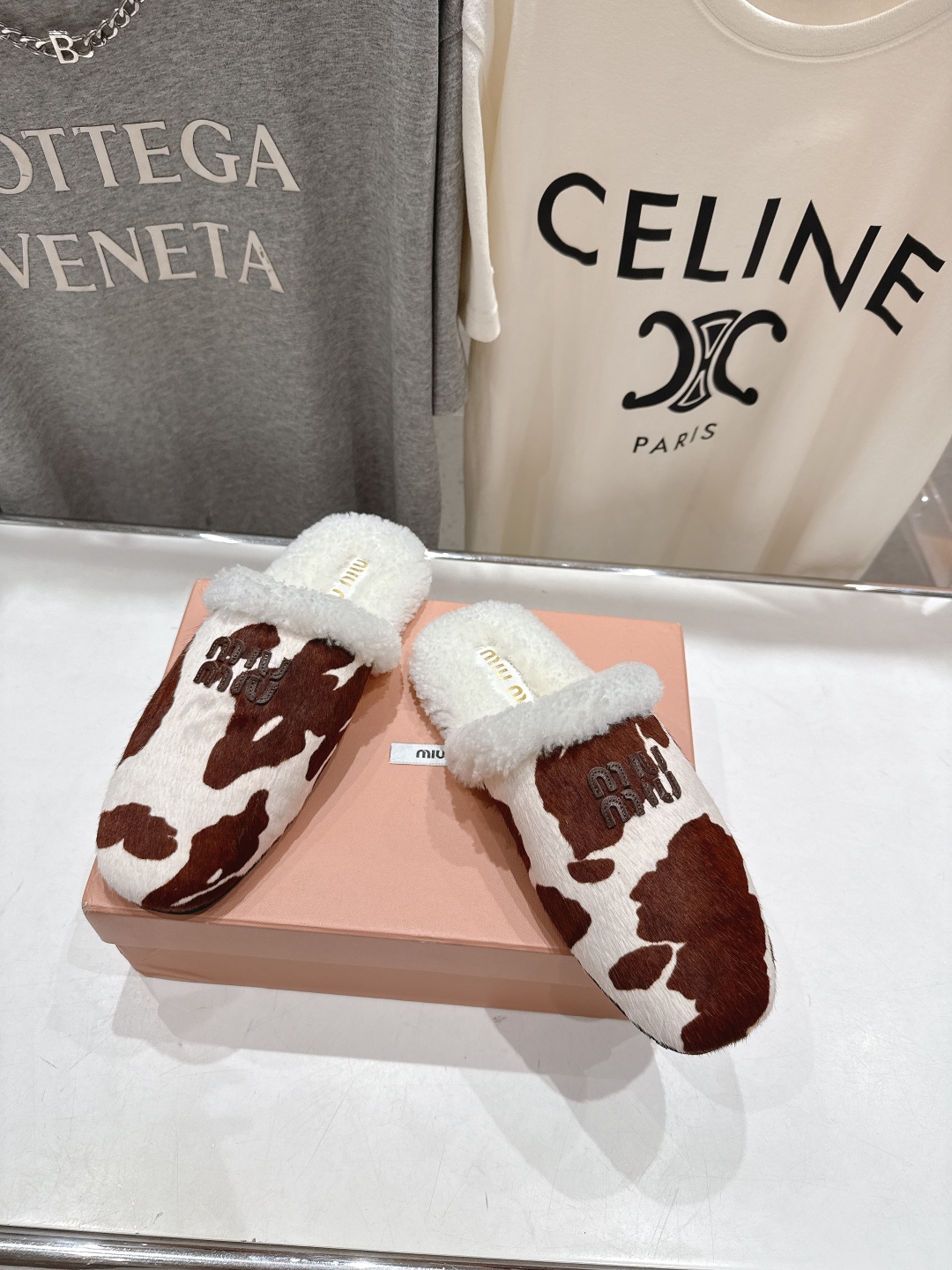 高版本出厂 MiuMiu/缪缪 F027 2025ss秋冬新款勃肯半包毛毛拖鞋毛毛鞋缪缪又让我重新爱了它
