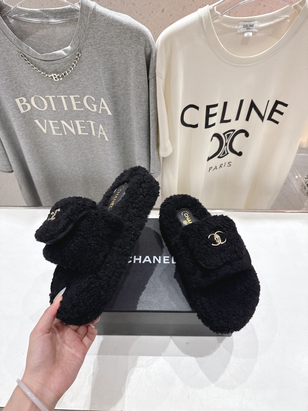 高版本出厂 官网同步.新品毛拖/顶级版本CHANEL*小香2025ss独家爆款系列毛毛拖鞋！秋冬宝藏时髦