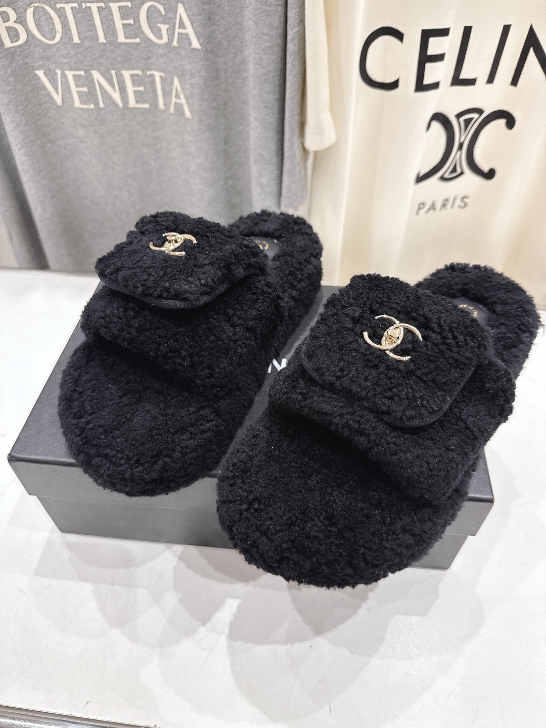 高版本出厂 官网同步.新品毛拖/顶级版本CHANEL*小香2025ss独家爆款系列毛毛拖鞋！秋冬宝藏时髦