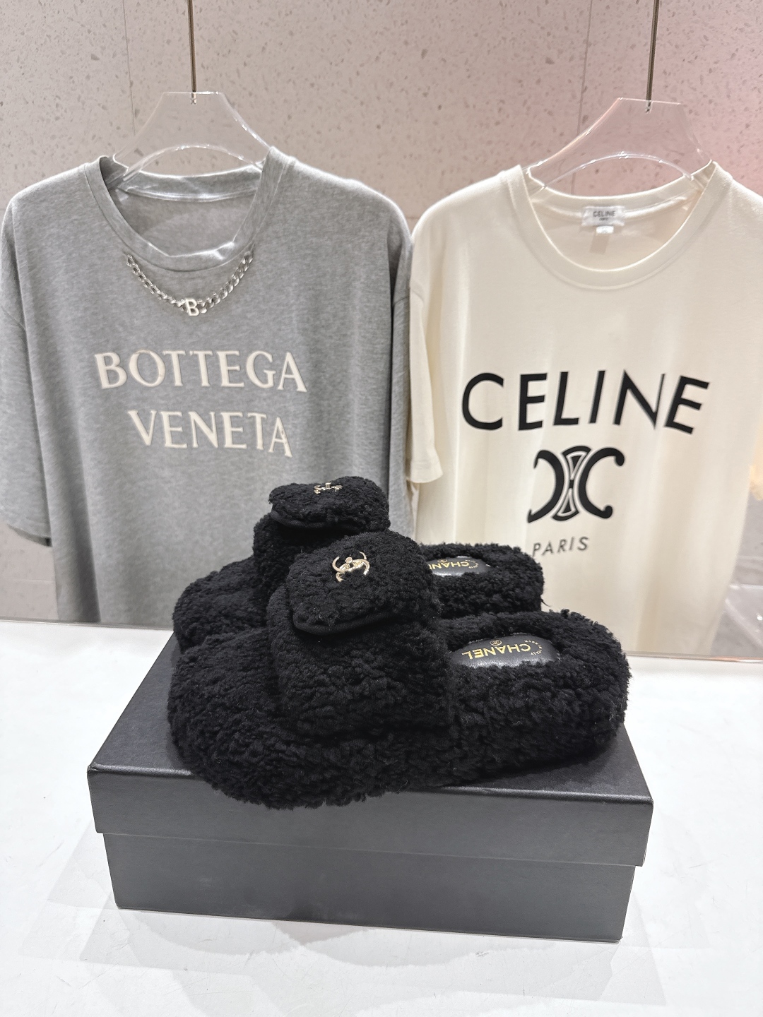 高版本出厂 官网同步.新品毛拖/顶级版本CHANEL*小香2025ss独家爆款系列毛毛拖鞋！秋冬宝藏时髦