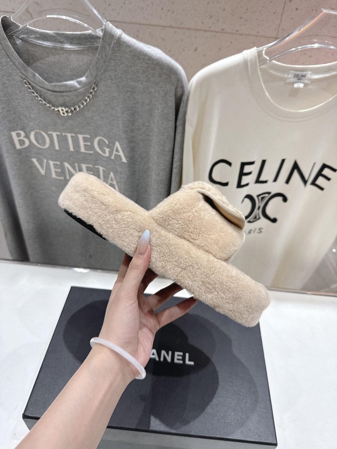 高版本出厂 官网同步.新品毛拖/顶级版本CHANEL*小香2025ss独家爆款系列毛毛拖鞋！秋冬宝藏时髦