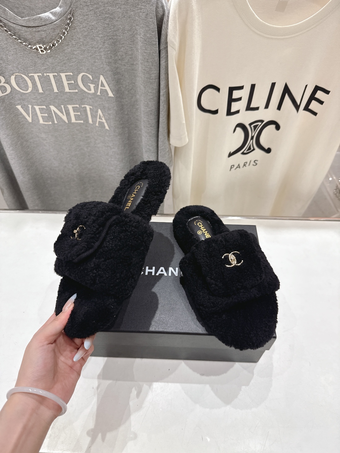 高版本出厂 官网同步.新品毛拖/顶级版本CHANEL*小香2025ss独家爆款系列毛毛拖鞋！秋冬宝藏时髦