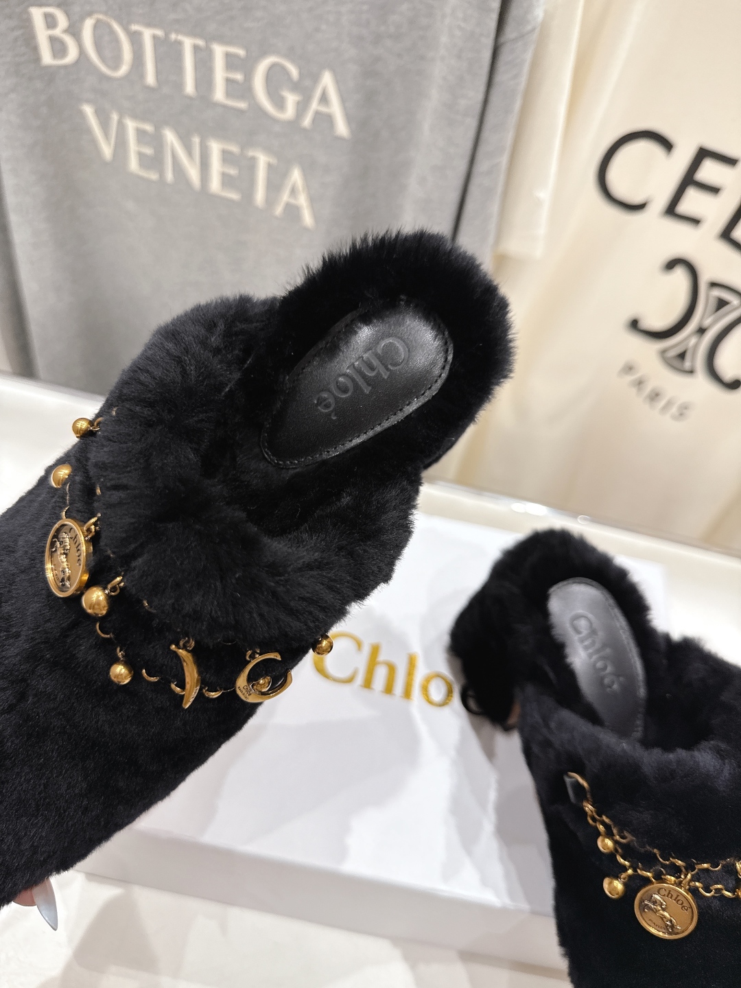 高版本出厂 Chloe 克洛伊F013 2025ss蔻依新款高跟居家毛毛拖鞋闪亮登场！简直是时尚感与舒适
