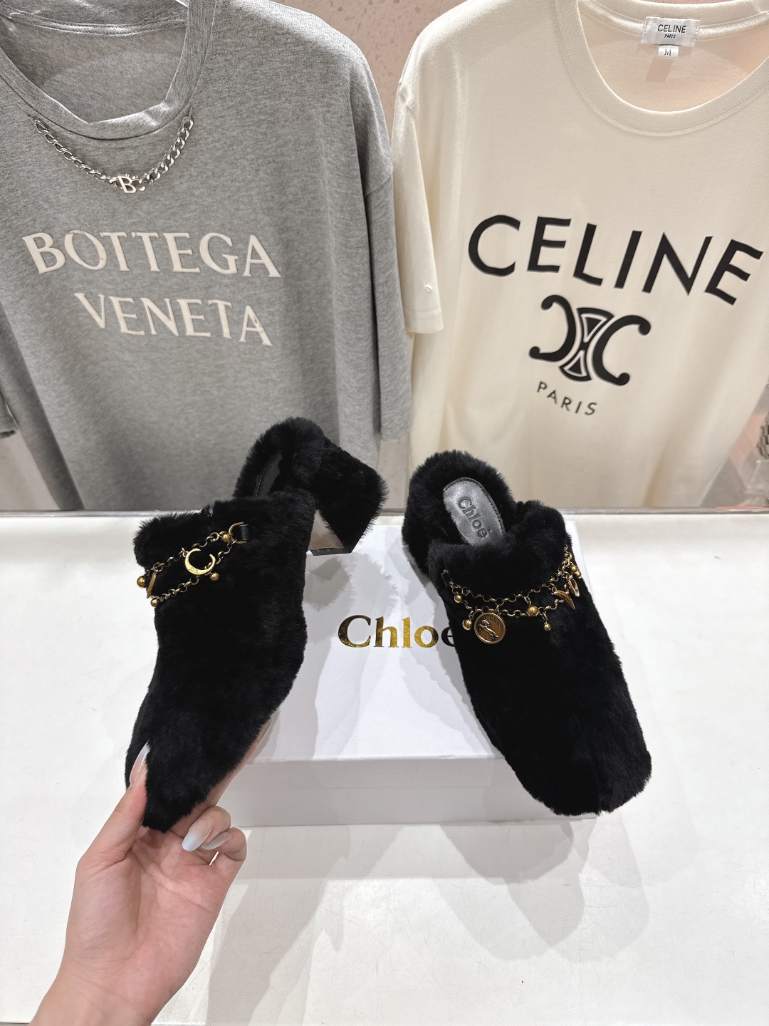 高版本出厂 Chloe 克洛伊F013 2025ss蔻依新款高跟居家毛毛拖鞋闪亮登场！简直是时尚感与舒适