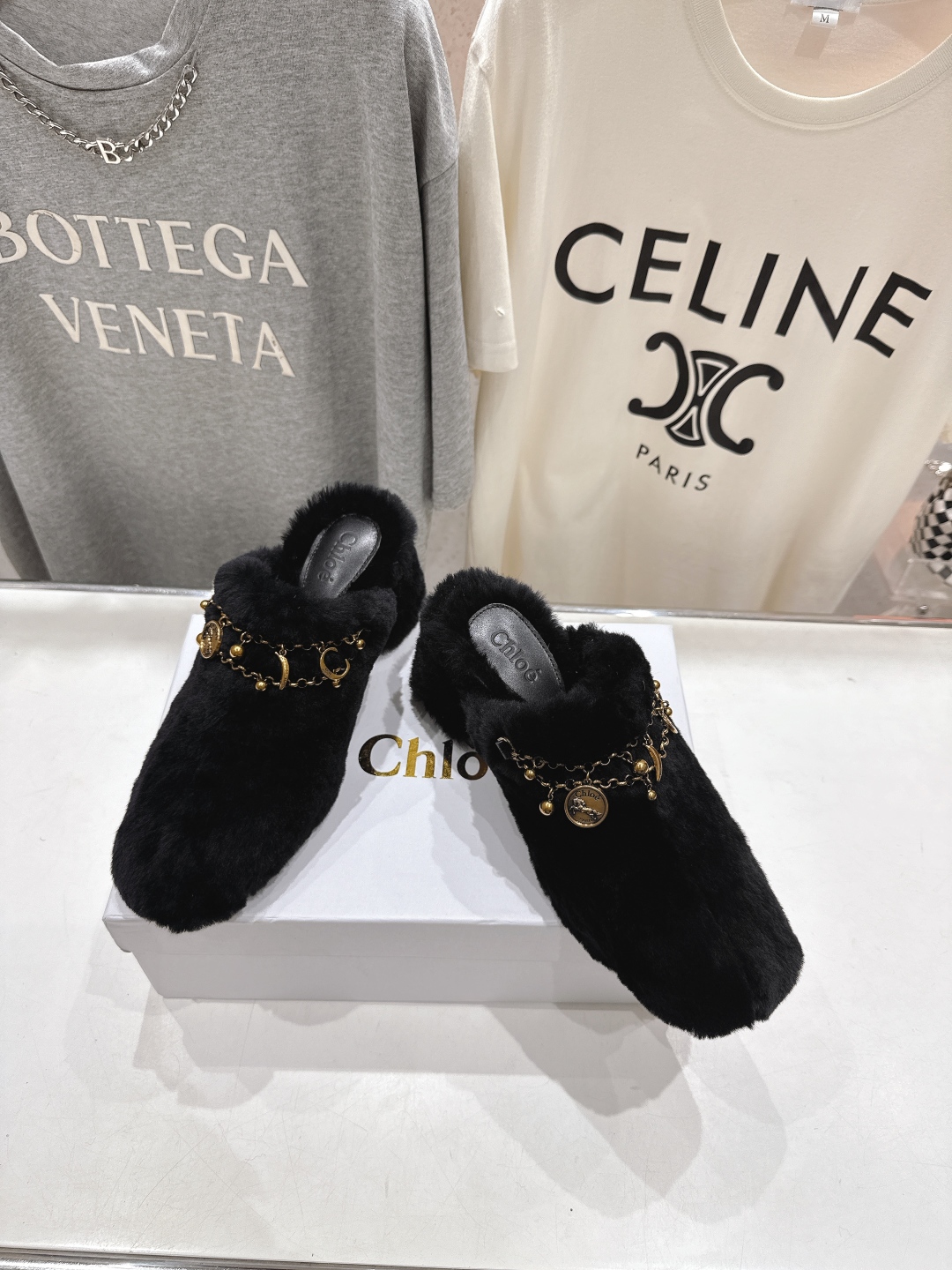 高版本出厂 Chloe 克洛伊F013 2025ss蔻依新款高跟居家毛毛拖鞋闪亮登场！简直是时尚感与舒适