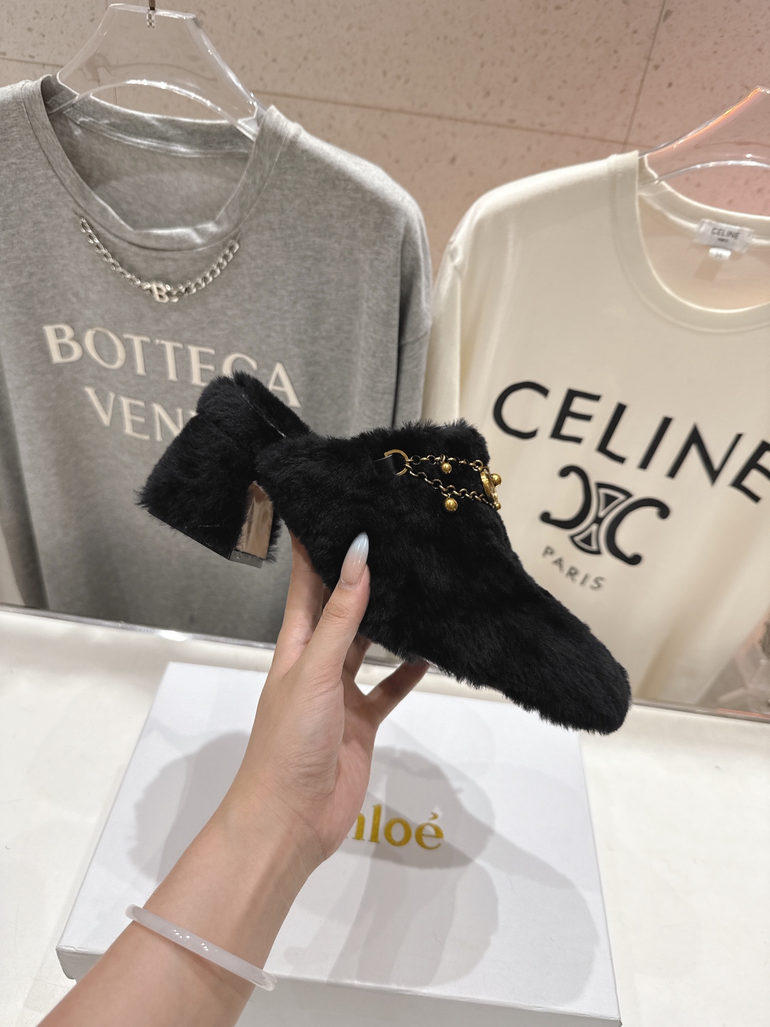 高版本出厂 Chloe 克洛伊F013 2025ss蔻依新款高跟居家毛毛拖鞋闪亮登场！简直是时尚感与舒适