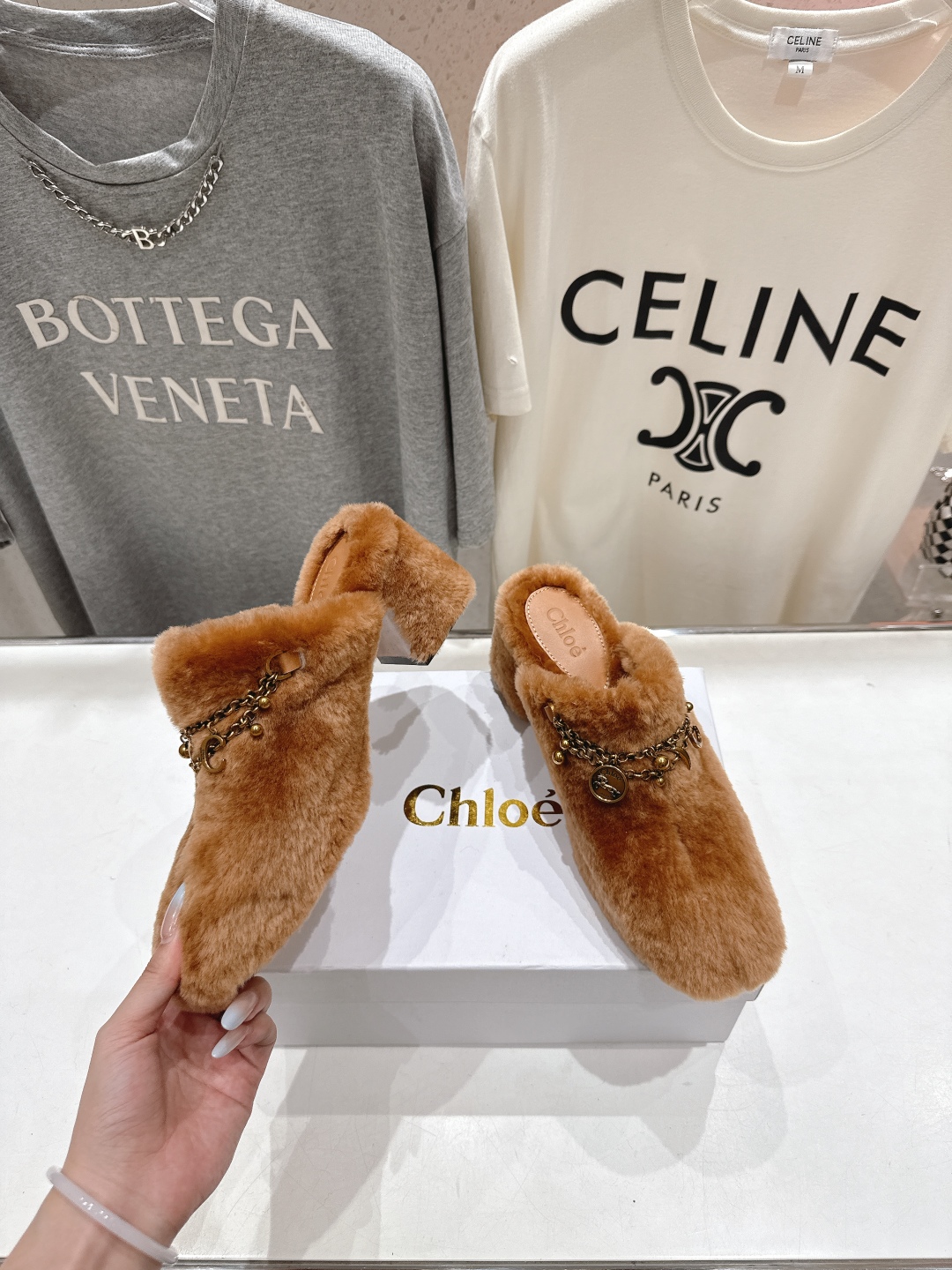 高版本出厂 Chloe 克洛伊F013 2025ss蔻依新款高跟居家毛毛拖鞋闪亮登场！简直是时尚感与舒适