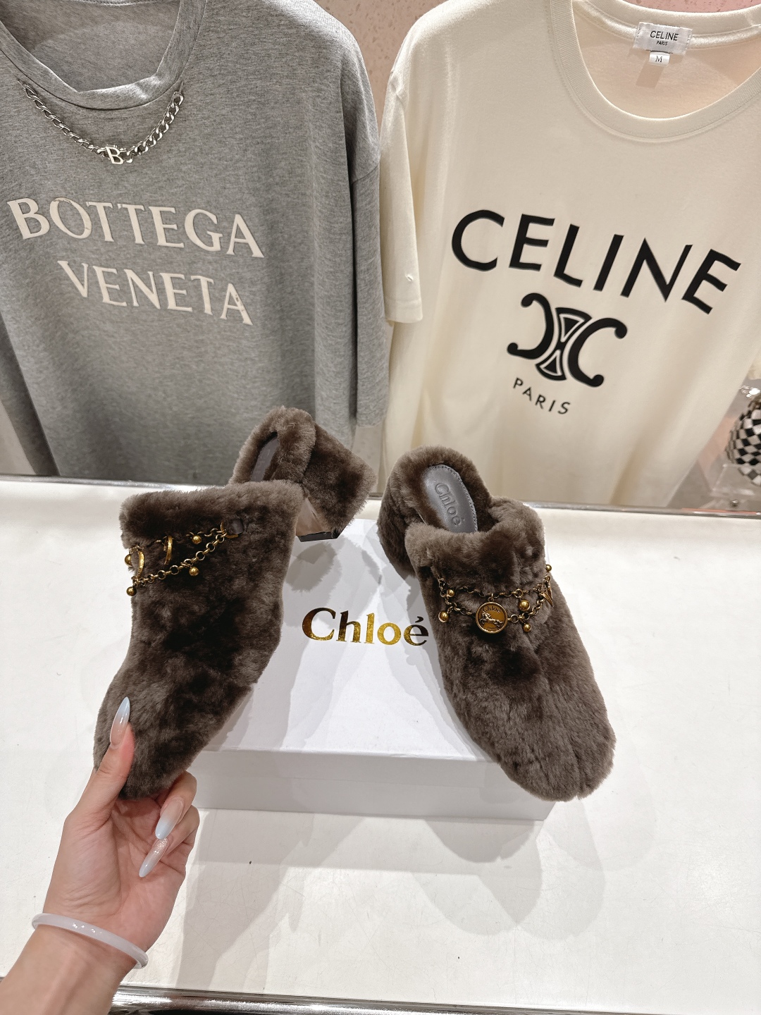 高版本出厂 Chloe 克洛伊F013 2025ss蔻依新款高跟居家毛毛拖鞋闪亮登场！简直是时尚感与舒适