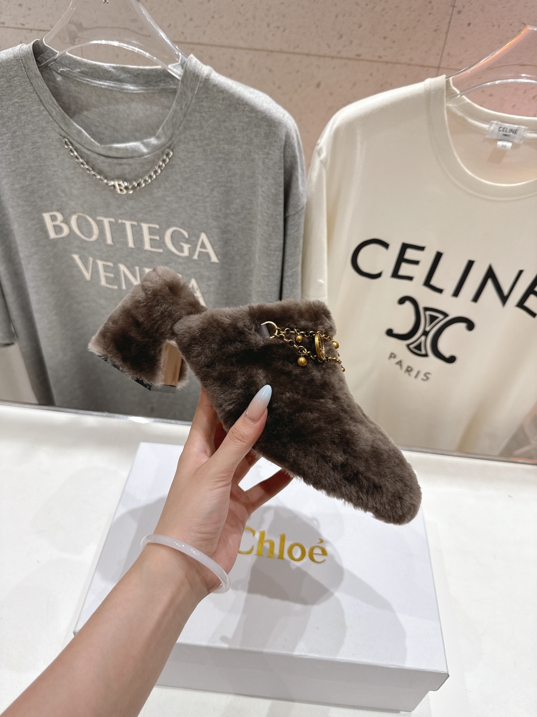 高版本出厂 Chloe 克洛伊F013 2025ss蔻依新款高跟居家毛毛拖鞋闪亮登场！简直是时尚感与舒适
