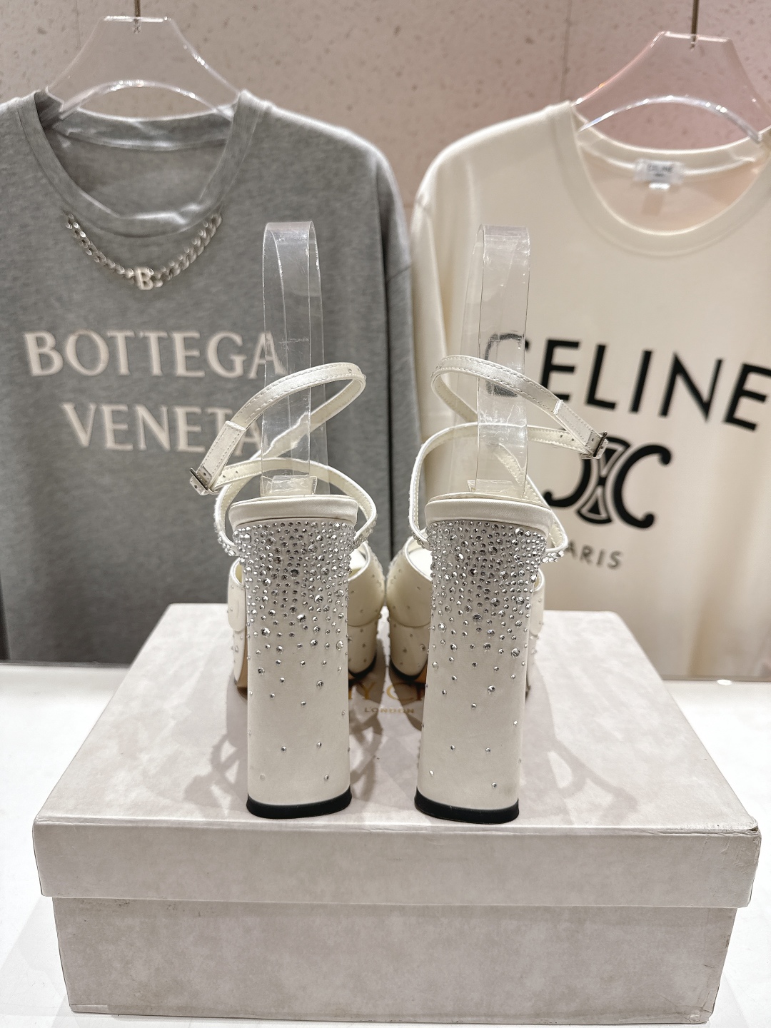高版本出厂 JIMMY CHOO*｜JC/吉米周2025ss新款简约厚底高跟鞋凉鞋原版套楦，完美的线条，