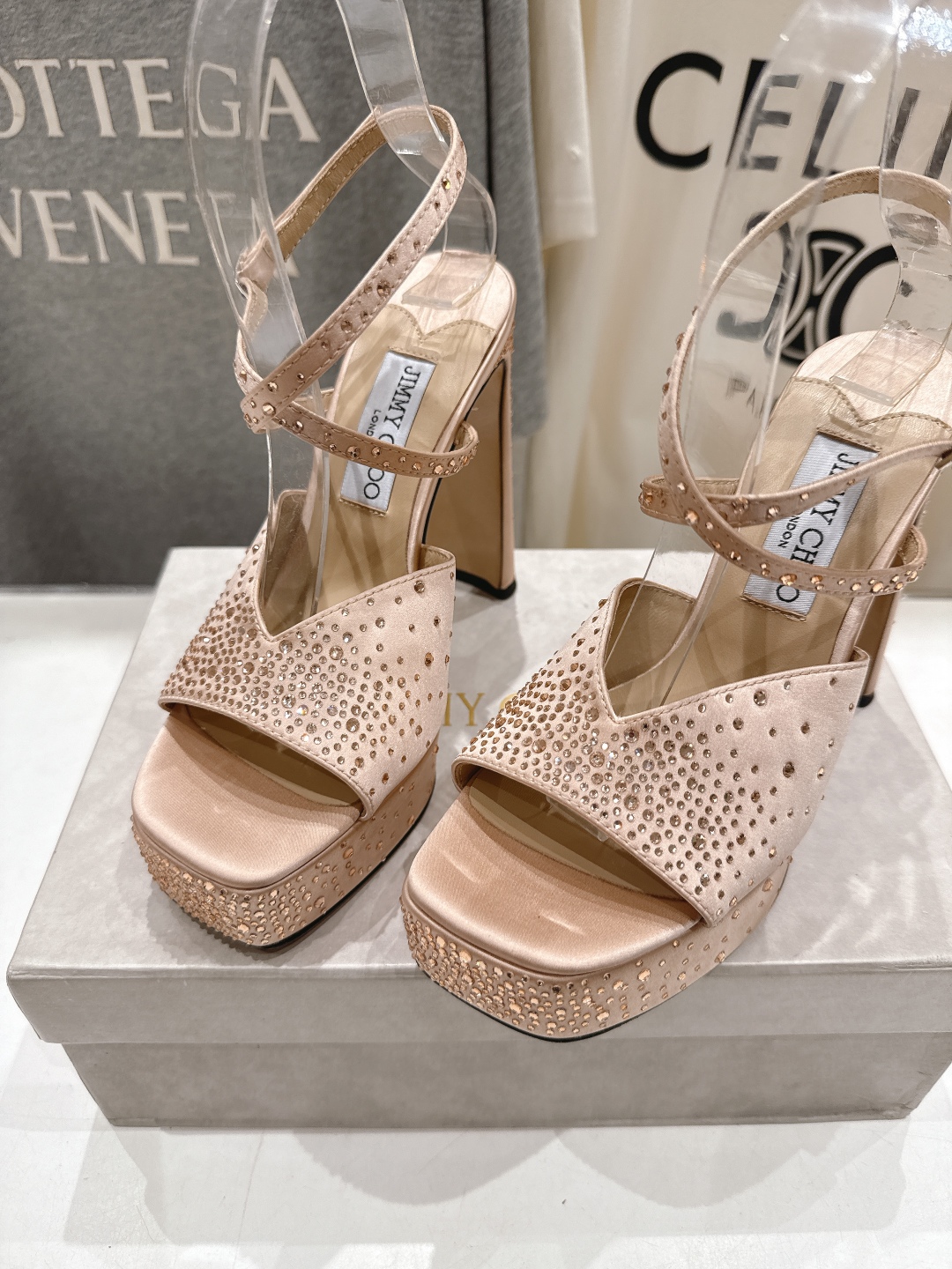 高版本出厂 JIMMY CHOO*｜JC/吉米周2025ss新款简约厚底高跟鞋凉鞋原版套楦，完美的线条，