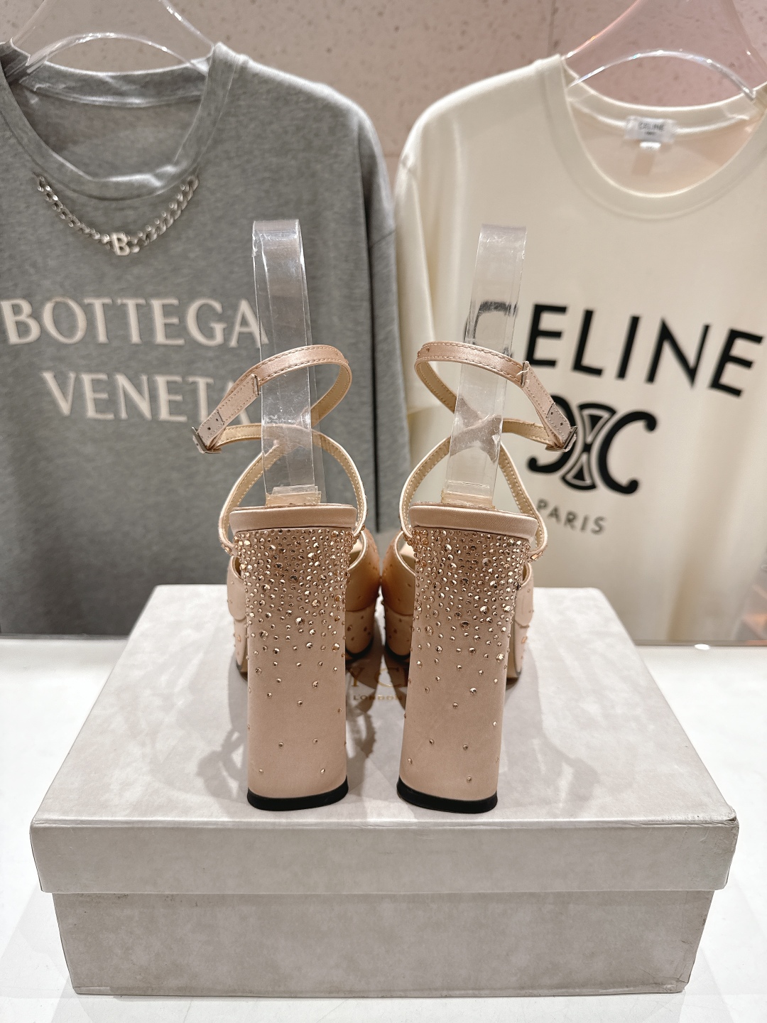 高版本出厂 JIMMY CHOO*｜JC/吉米周2025ss新款简约厚底高跟鞋凉鞋原版套楦，完美的线条，