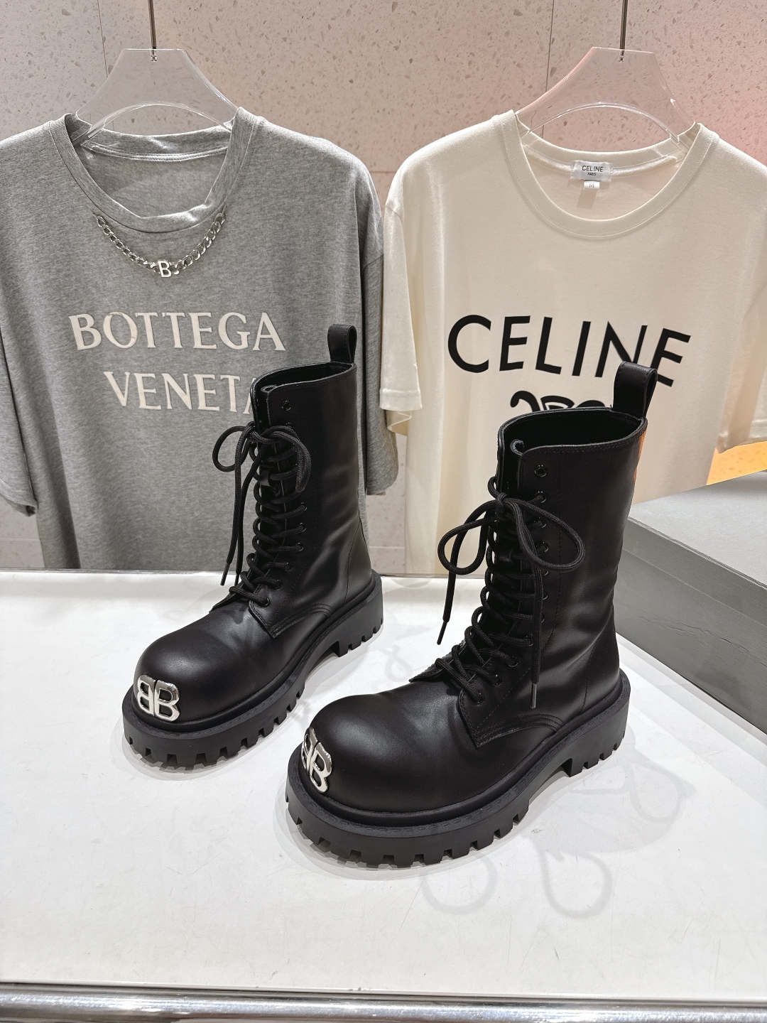 高版本出厂 BALENCIAG*巴黎世家F046 2025ss秋冬新款绑带中筒机车靴马丁靴采用原版同步柔