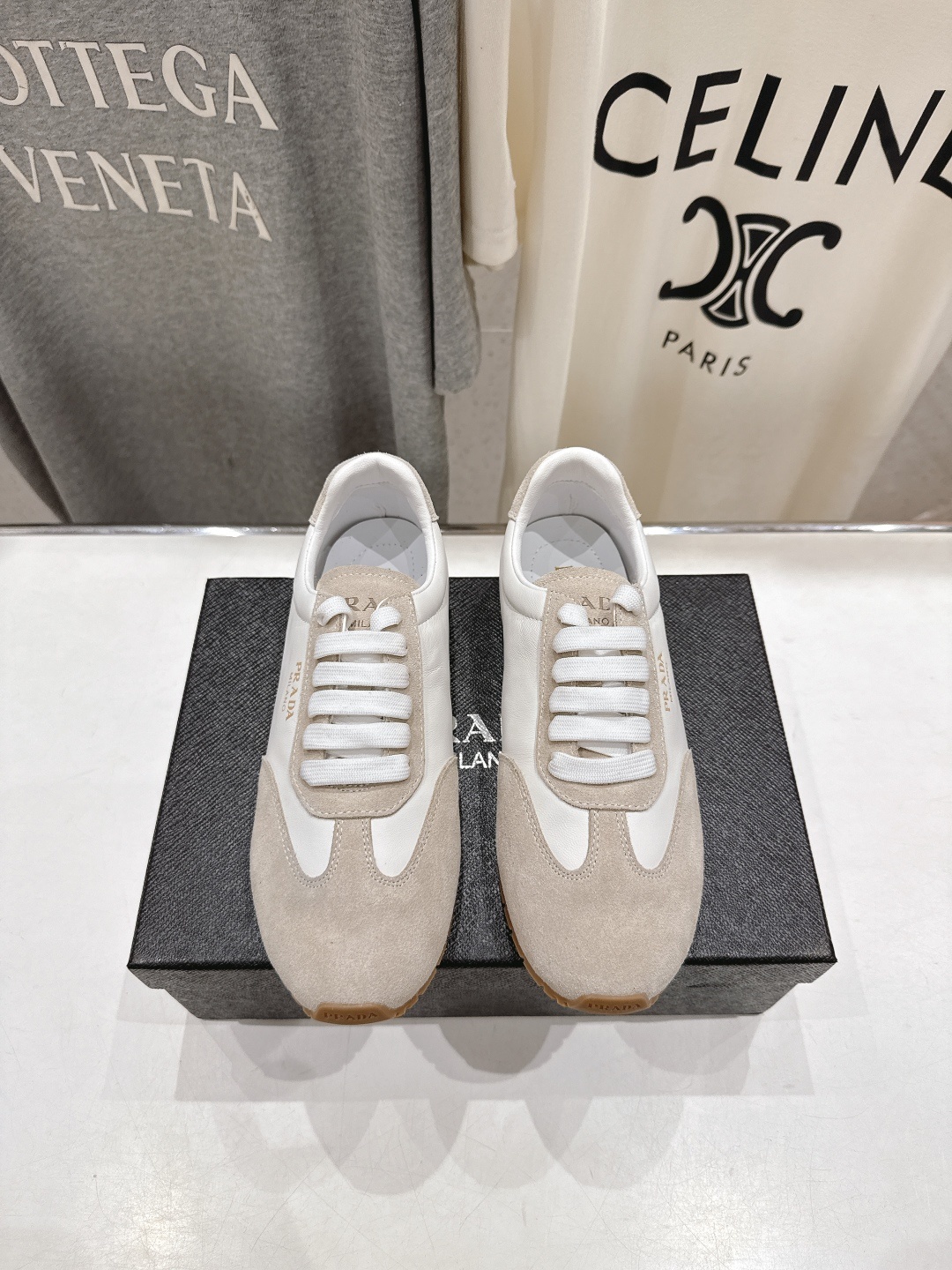 高版本出厂 Prada/普拉达P家25ssfw F029~new新款系带休闲运动鞋,上脚非常舒服软胶底素