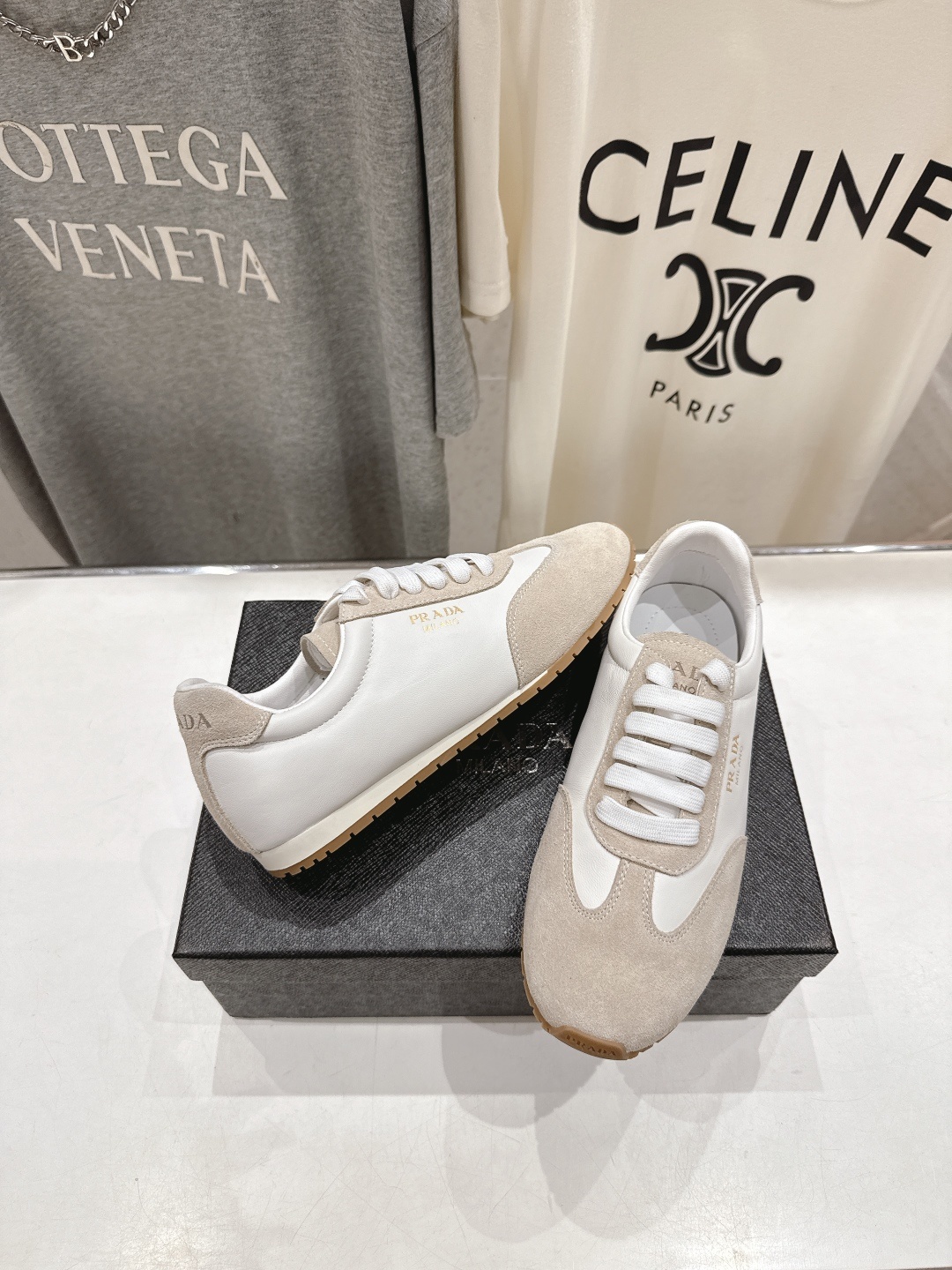 高版本出厂 Prada/普拉达P家25ssfw F029~new新款系带休闲运动鞋,上脚非常舒服软胶底素