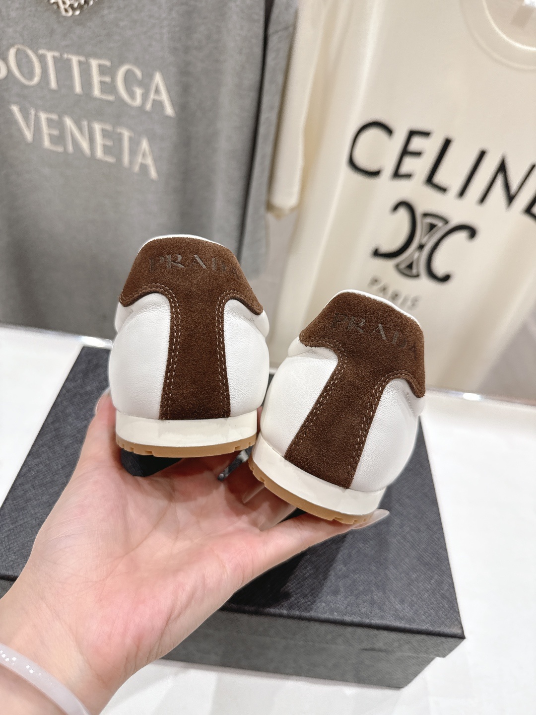 高版本出厂 Prada/普拉达P家25ssfw F029~new新款系带休闲运动鞋,上脚非常舒服软胶底素