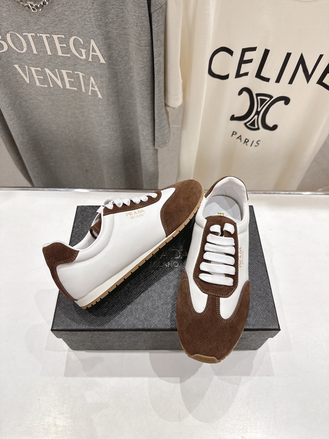 高版本出厂 Prada/普拉达P家25ssfw F029~new新款系带休闲运动鞋,上脚非常舒服软胶底素