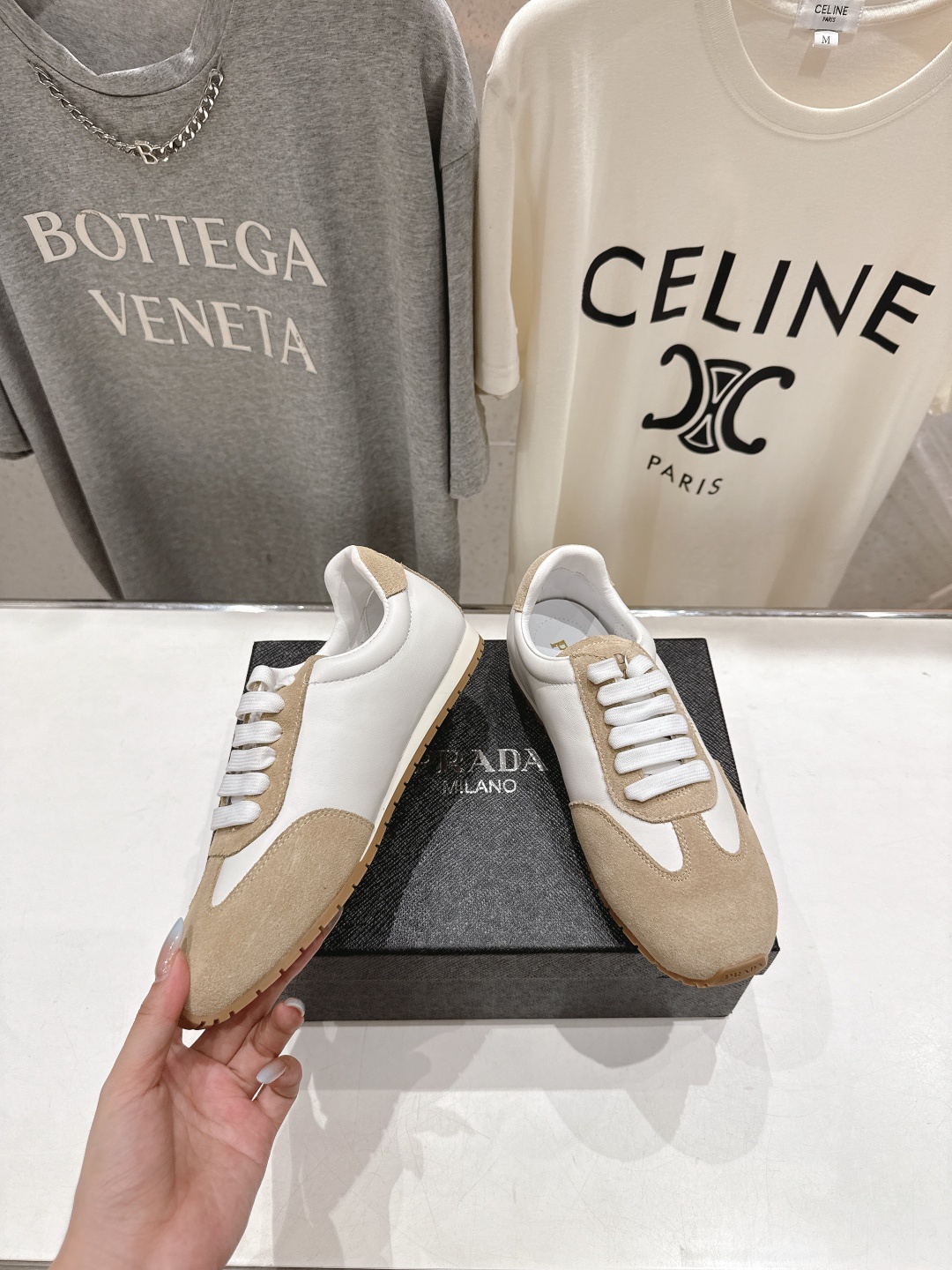 高版本出厂 Prada/普拉达P家25ssfw F029~new新款系带休闲运动鞋,上脚非常舒服软胶底素