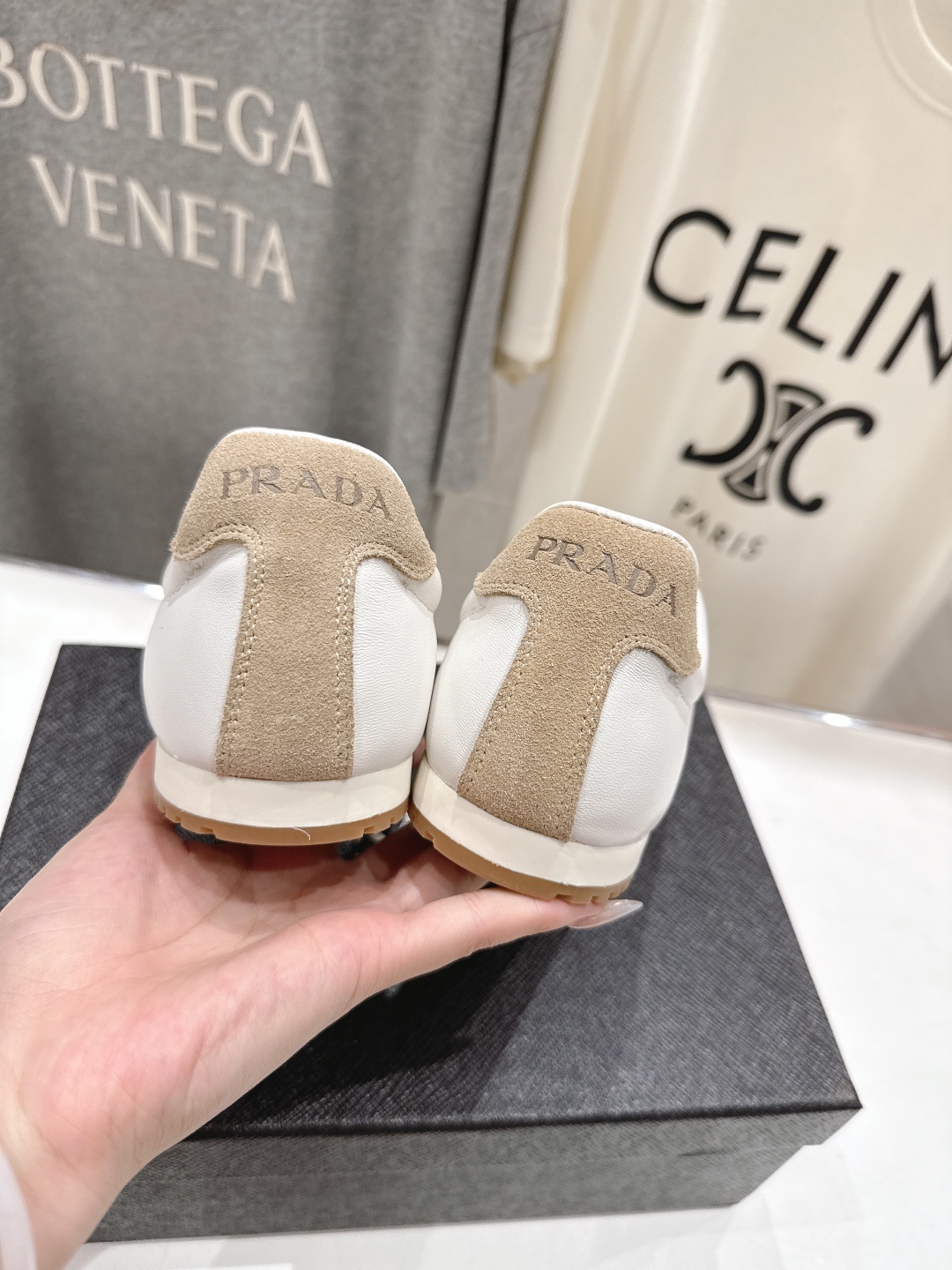 高版本出厂 Prada/普拉达P家25ssfw F029~new新款系带休闲运动鞋,上脚非常舒服软胶底素