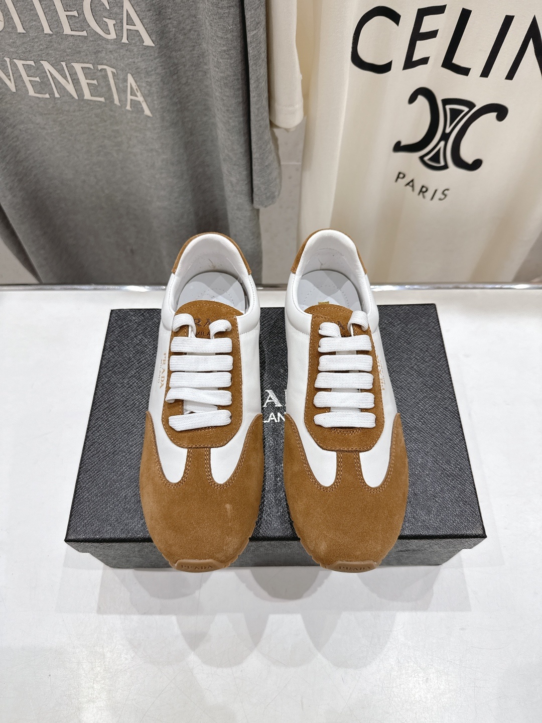 高版本出厂 Prada/普拉达P家25ssfw F029~new新款系带休闲运动鞋,上脚非常舒服软胶底素
