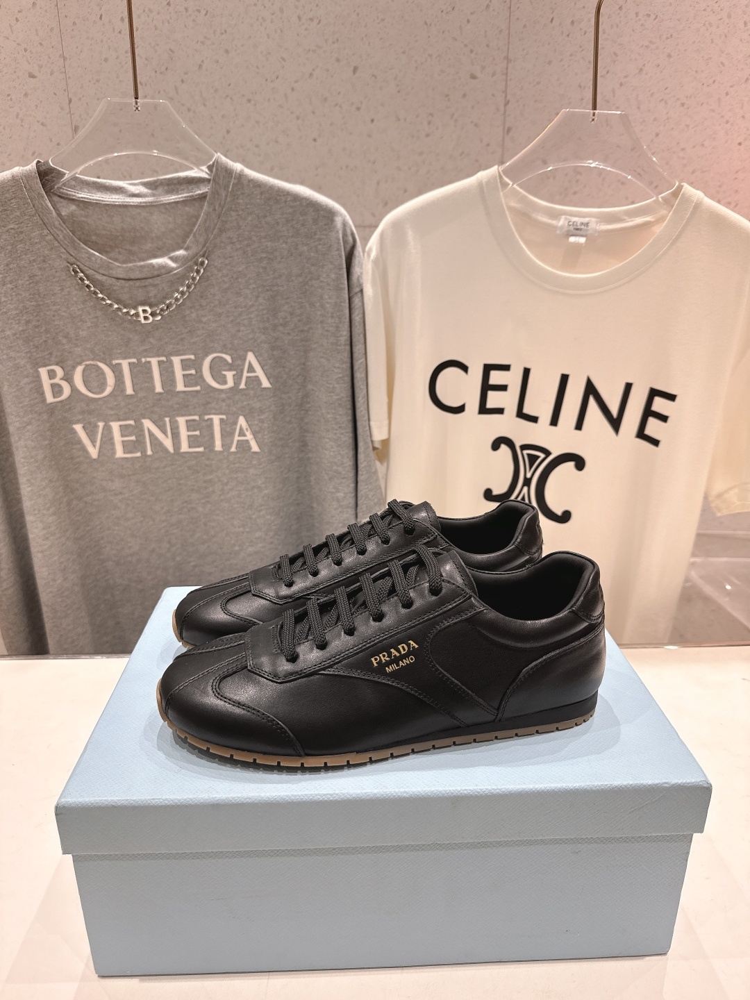 高版本出厂 情侣款 Prada 普拉达 F034 25ss/专柜新款情侣平底运动休闲鞋德训鞋阿甘鞋~各路