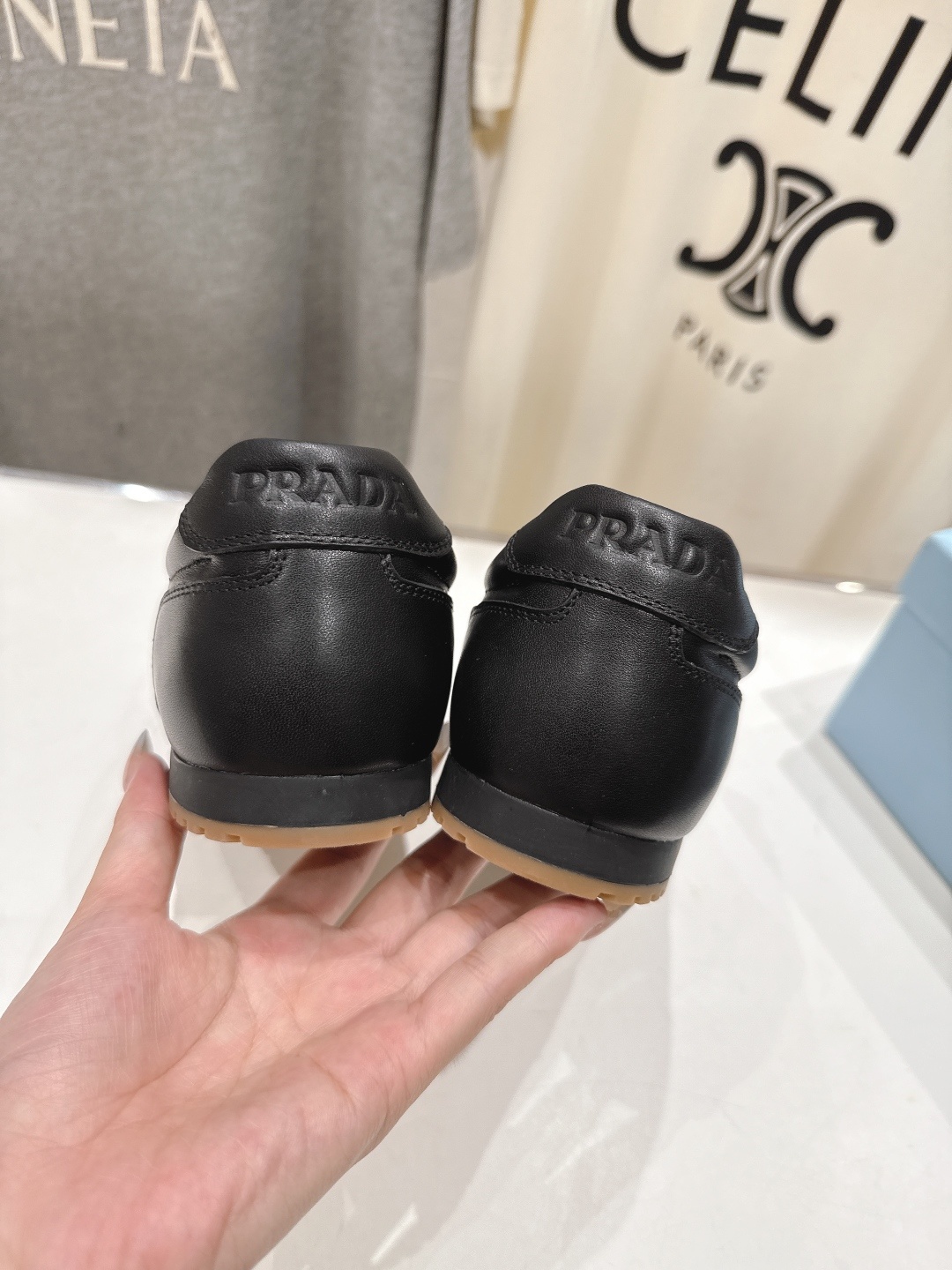 高版本出厂 情侣款 Prada 普拉达 F034 25ss/专柜新款情侣平底运动休闲鞋德训鞋阿甘鞋~各路