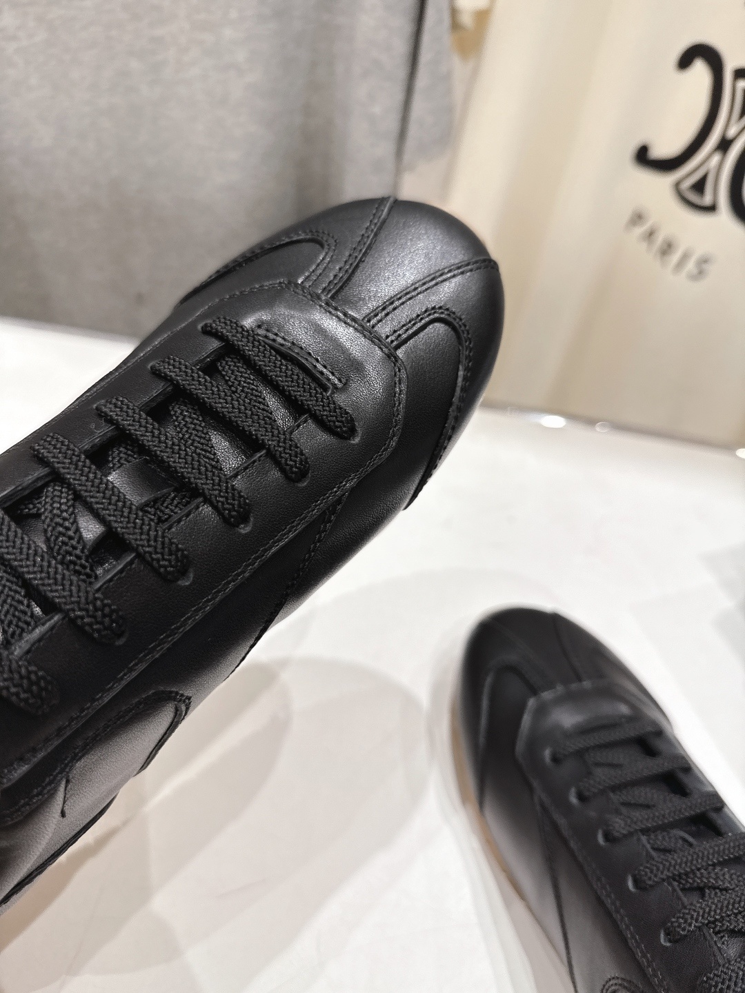 高版本出厂 情侣款 Prada 普拉达 F034 25ss/专柜新款情侣平底运动休闲鞋德训鞋阿甘鞋~各路