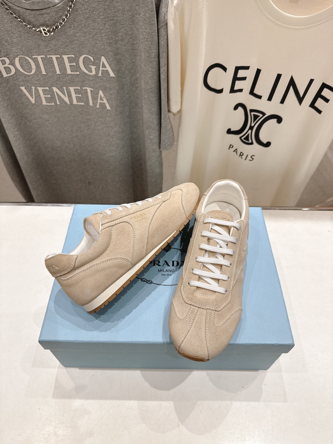 高版本出厂 情侣款 Prada 普拉达 F034 25ss/专柜新款情侣平底运动休闲鞋德训鞋阿甘鞋~各路