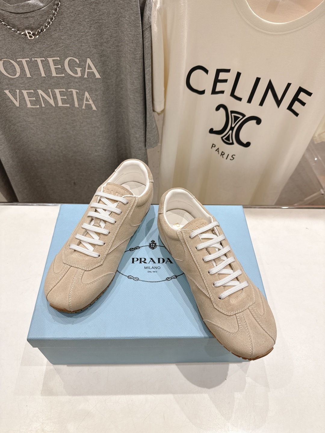 高版本出厂 情侣款 Prada 普拉达 F034 25ss/专柜新款情侣平底运动休闲鞋德训鞋阿甘鞋~各路