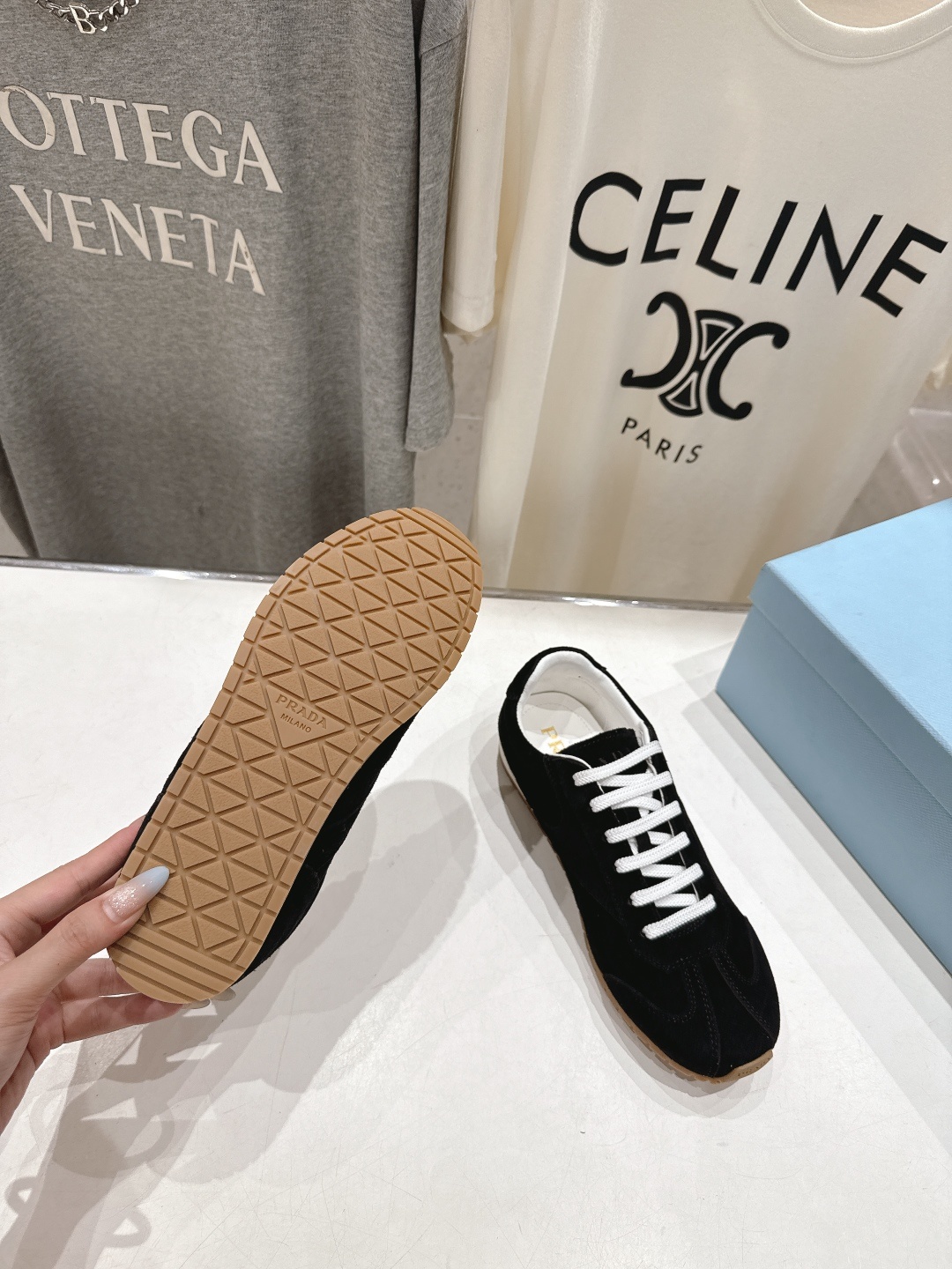 高版本出厂 情侣款 Prada 普拉达 F034 25ss/专柜新款情侣平底运动休闲鞋德训鞋阿甘鞋~各路
