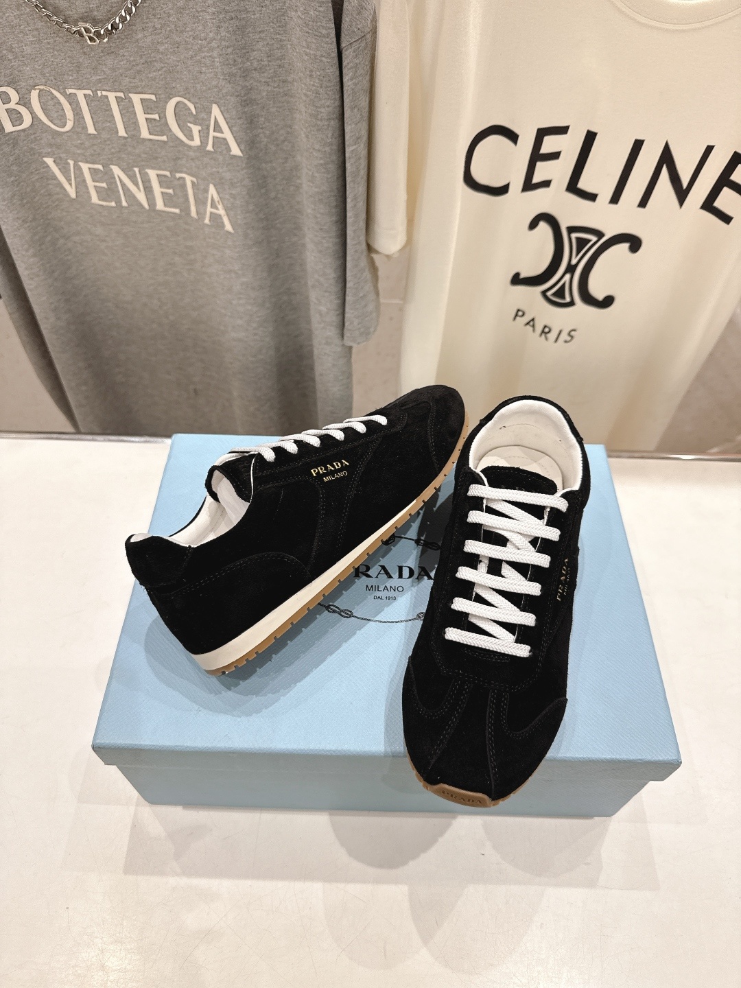 高版本出厂 情侣款 Prada 普拉达 F034 25ss/专柜新款情侣平底运动休闲鞋德训鞋阿甘鞋~各路