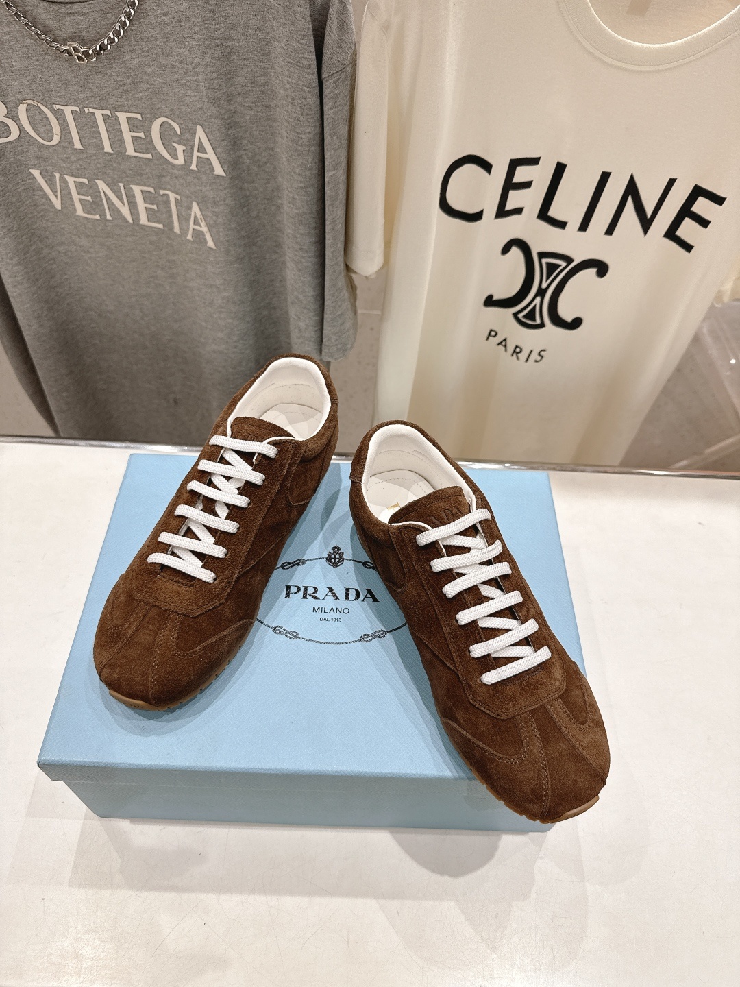 高版本出厂 情侣款 Prada 普拉达 F034 25ss/专柜新款情侣平底运动休闲鞋德训鞋阿甘鞋~各路