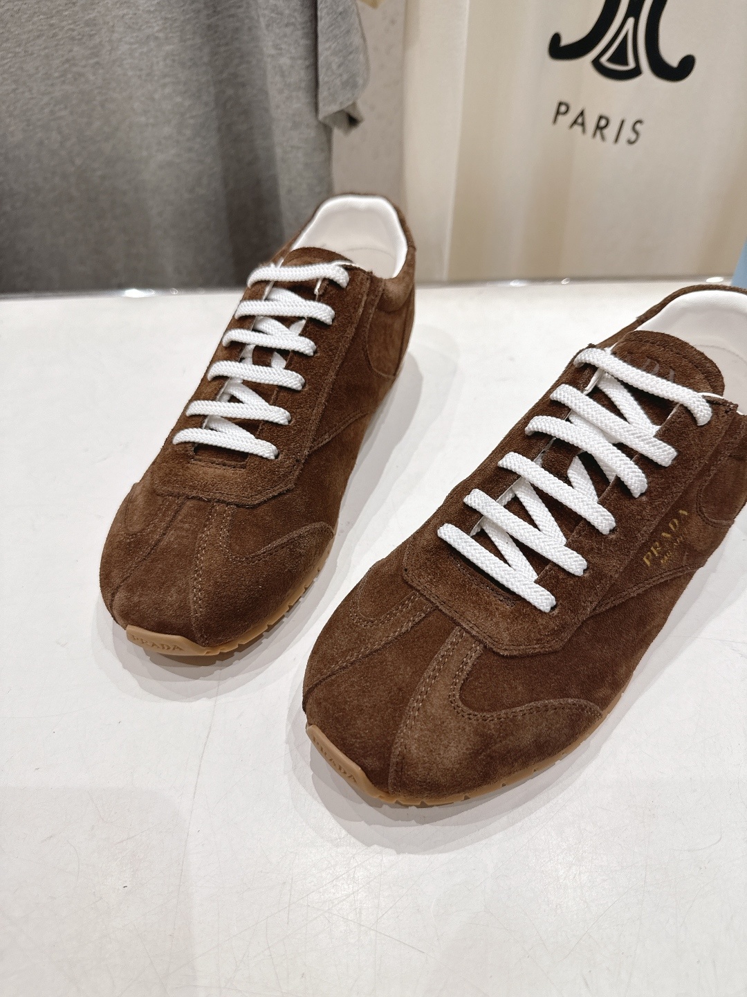 高版本出厂 情侣款 Prada 普拉达 F034 25ss/专柜新款情侣平底运动休闲鞋德训鞋阿甘鞋~各路