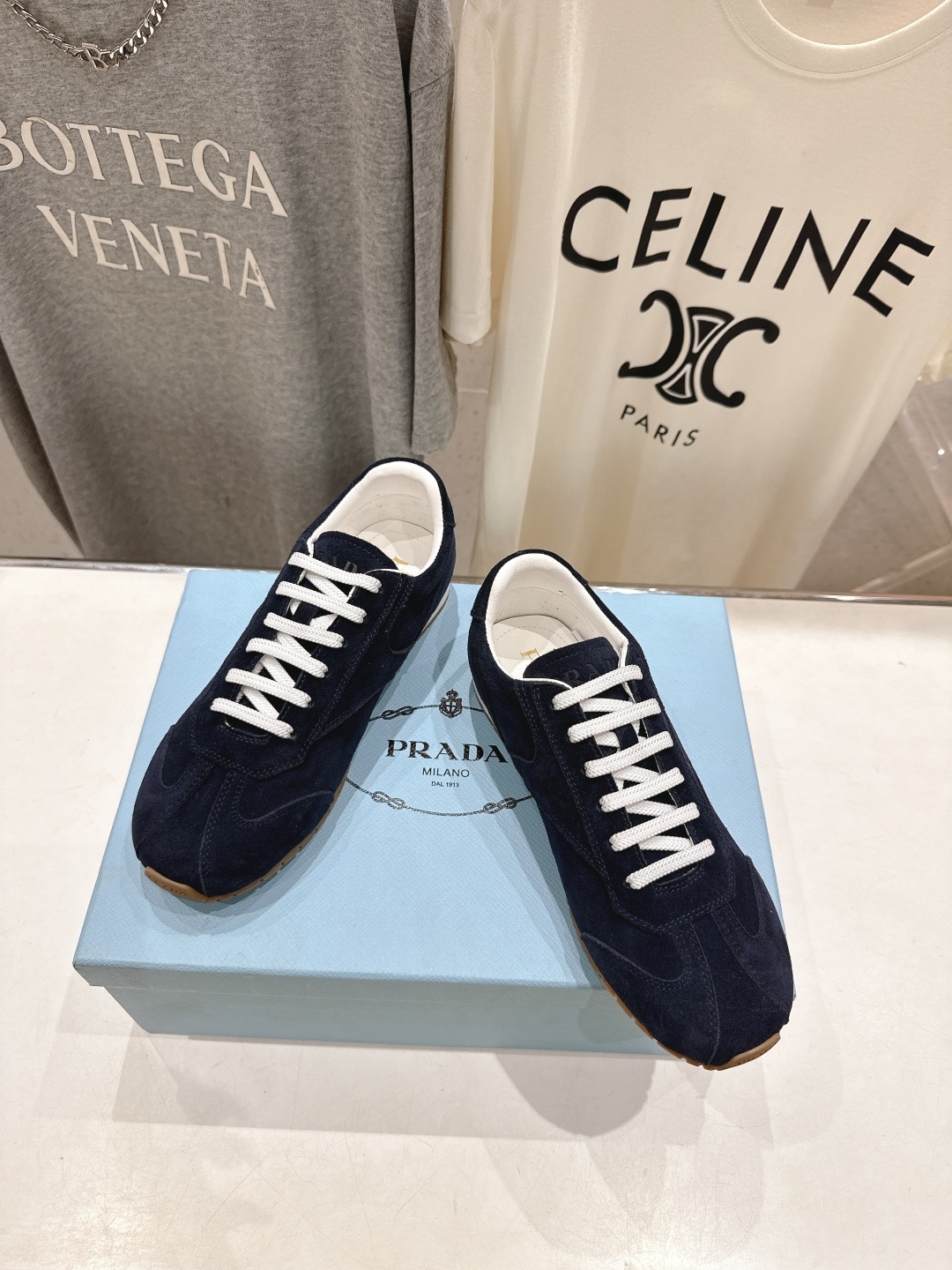 高版本出厂 情侣款 Prada 普拉达 F034 25ss/专柜新款情侣平底运动休闲鞋德训鞋阿甘鞋~各路