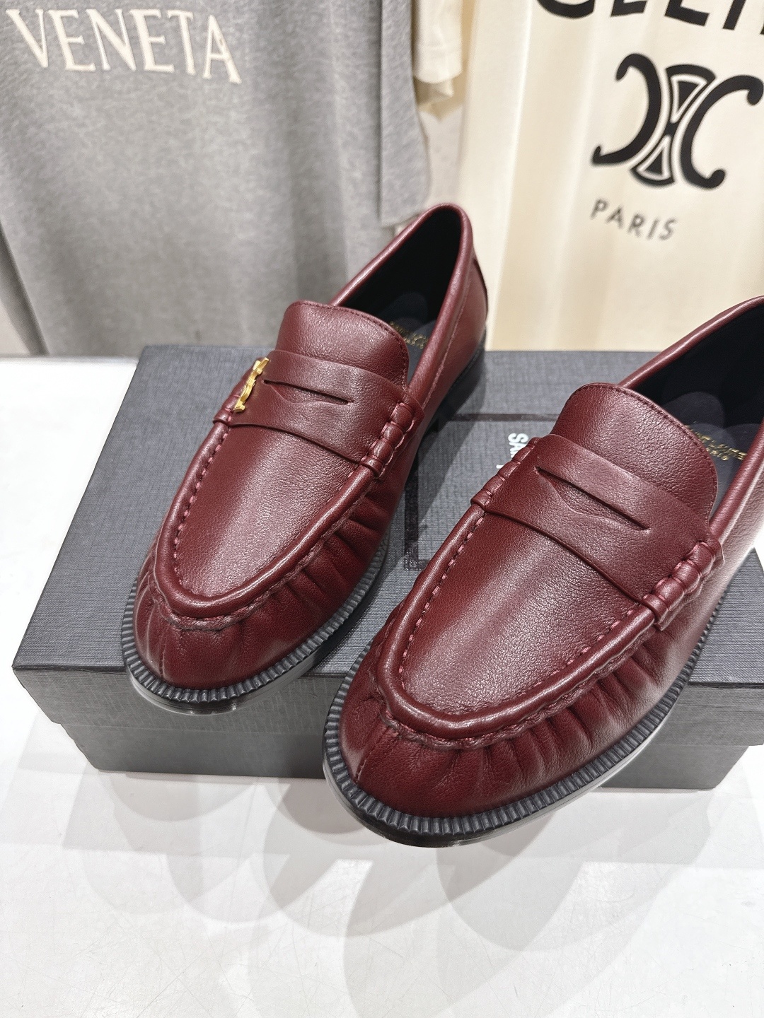 高版本出厂 SAINT LAURENT/圣罗兰YSL 25ss爆款平底玛丽珍一脚蹬乐福鞋,2025全新升