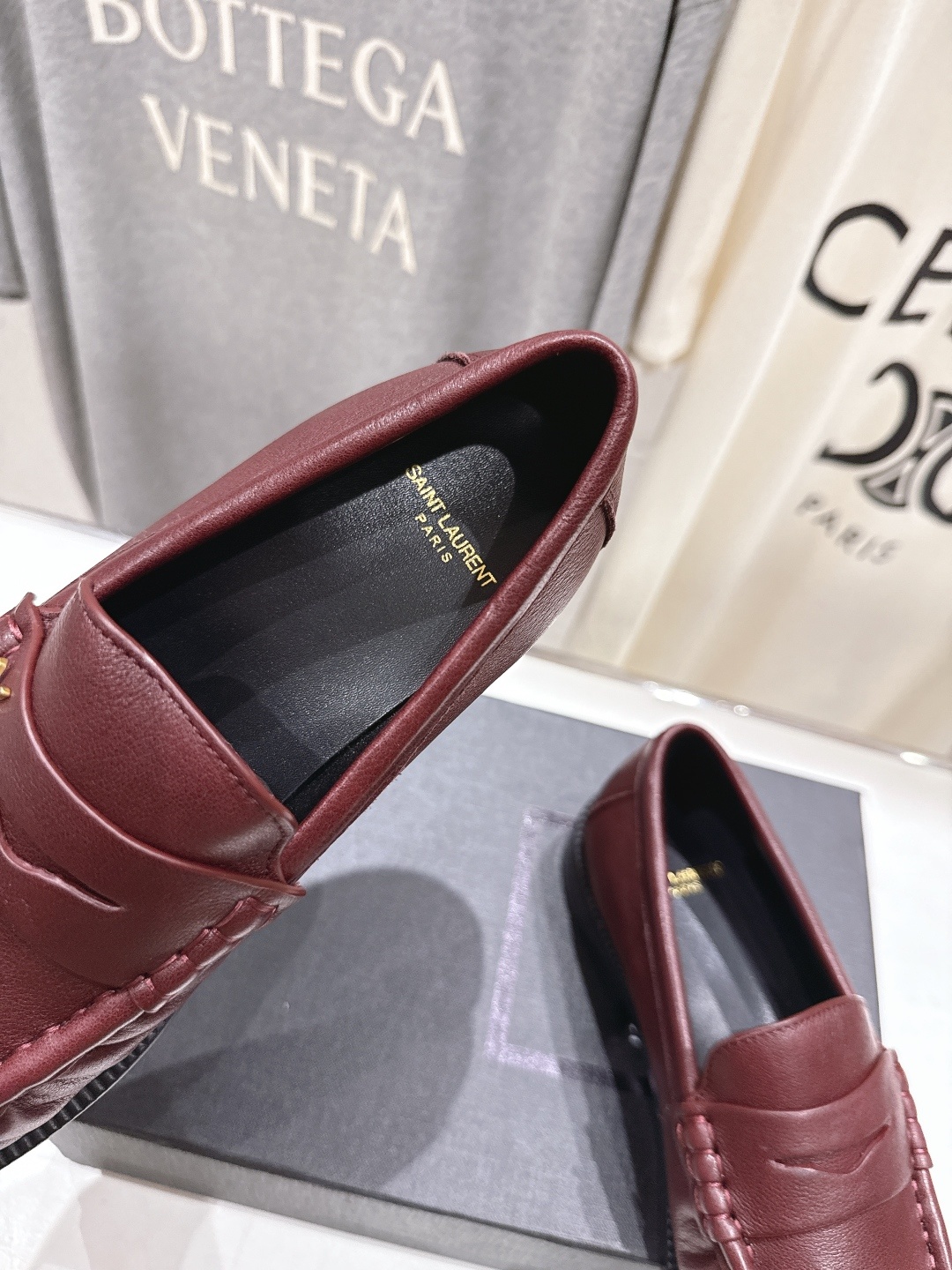 高版本出厂 SAINT LAURENT/圣罗兰YSL 25ss爆款平底玛丽珍一脚蹬乐福鞋,2025全新升