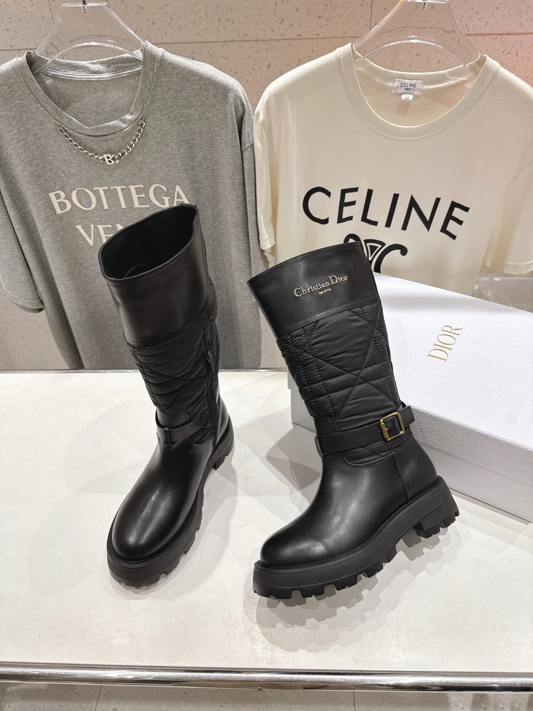 高版本出厂 Dior/迪奥D家F037 2025ss秋冬新品布洛克长靴,经久不衰的马靴造型,彰显经典设计