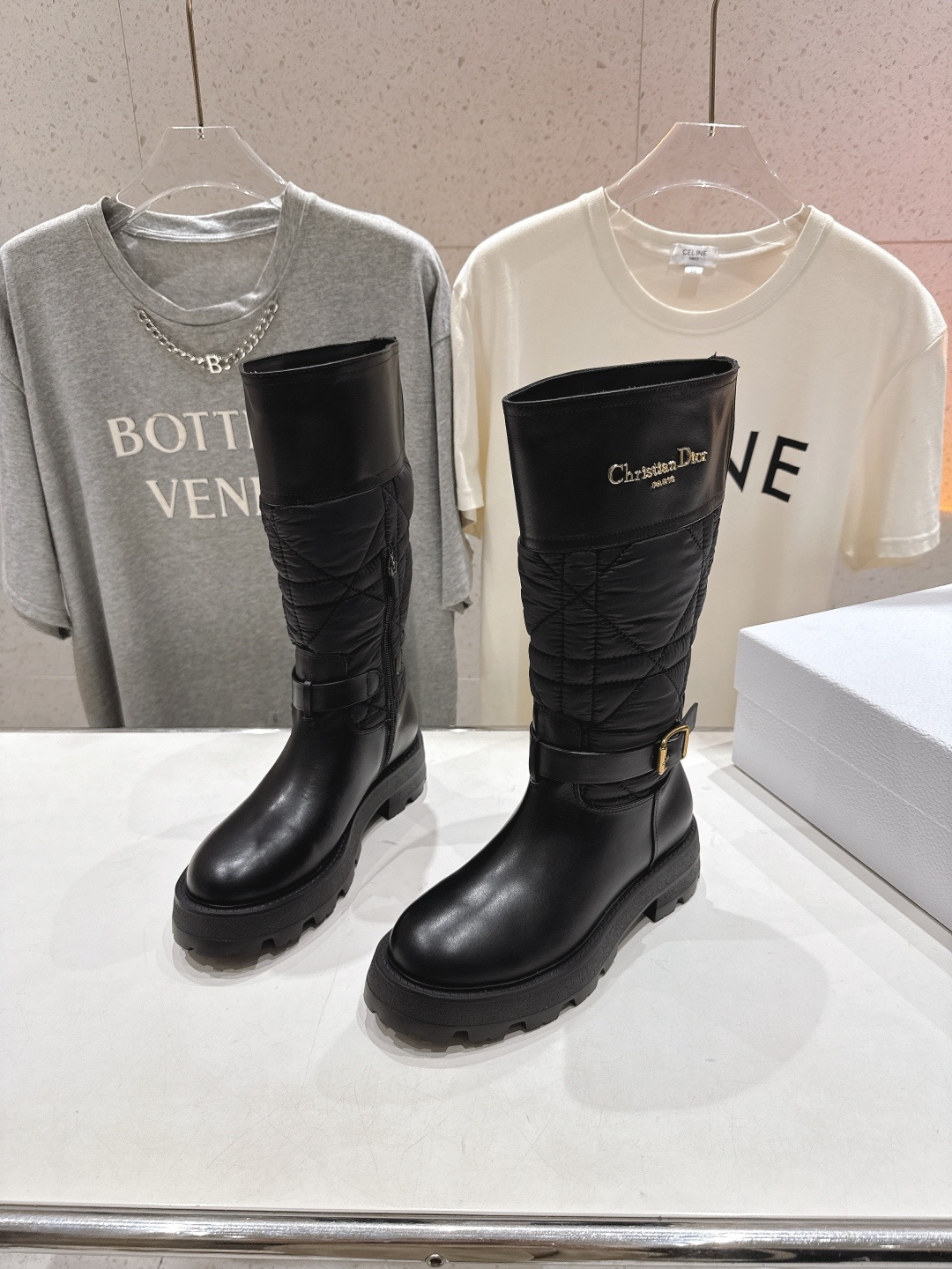 高版本出厂 Dior/迪奥D家F037 2025ss秋冬新品布洛克长靴,经久不衰的马靴造型,彰显经典设计