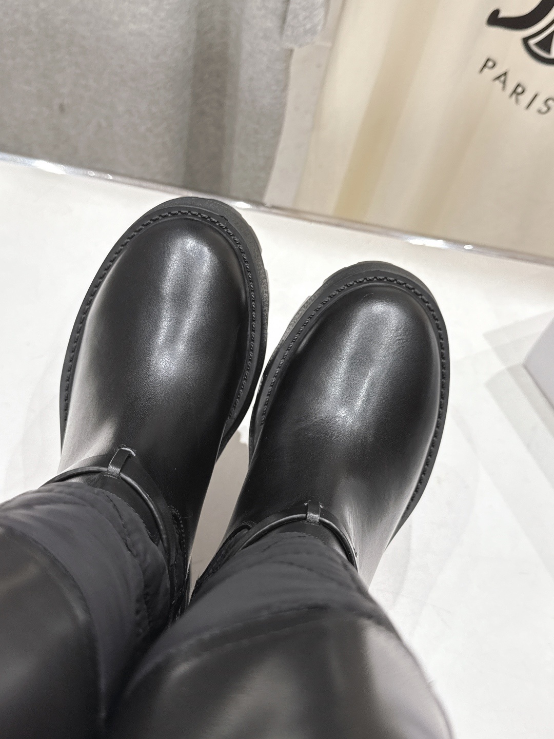 高版本出厂 Dior/迪奥D家F037 2025ss秋冬新品布洛克长靴,经久不衰的马靴造型,彰显经典设计
