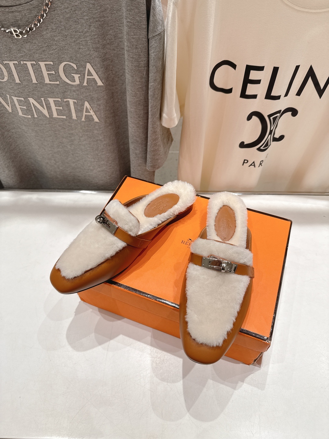 高版本出厂 HERMES* 爱马仕H家2025ss秋冬新款kelly勃肯半包乐福鞋毛毛拖鞋半拖~这款是H
