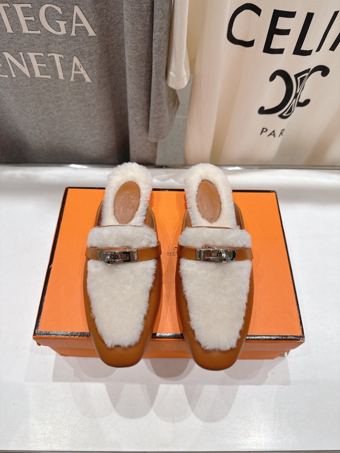 高版本出厂 HERMES* 爱马仕H家2025ss秋冬新款kelly勃肯半包乐福鞋毛毛拖鞋半拖~这款是H