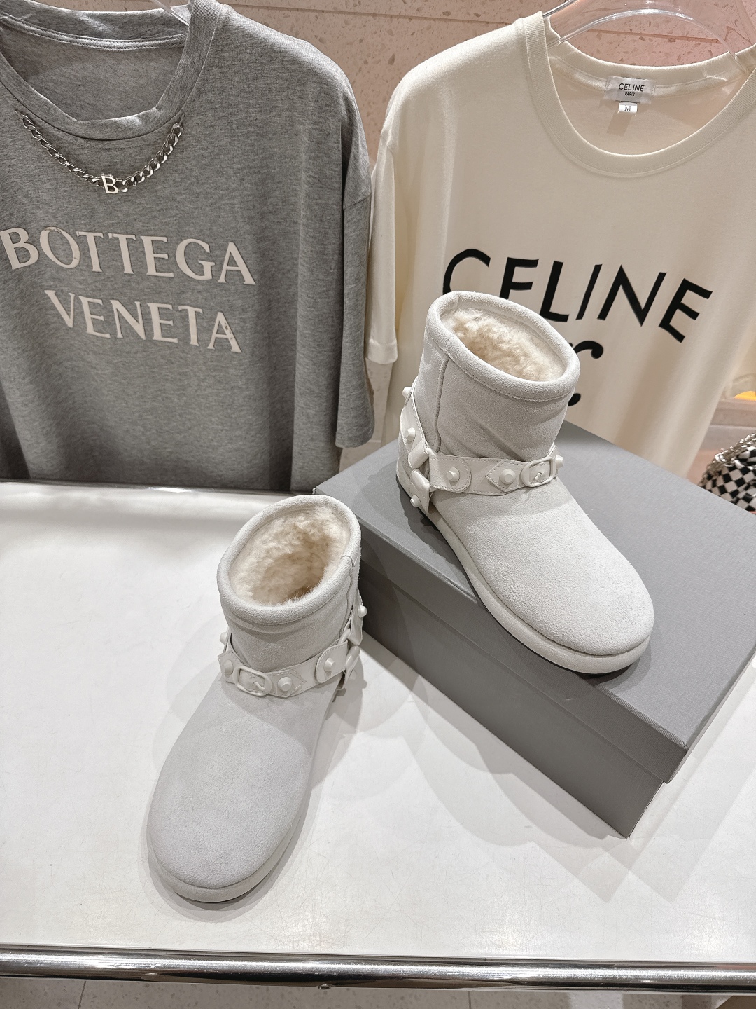 高版本出厂 BALENCIAGA*巴黎世家F022 2025ss秋冬新款羊毛短靴雪地靴冬日凛凛🏂🏻不可缺