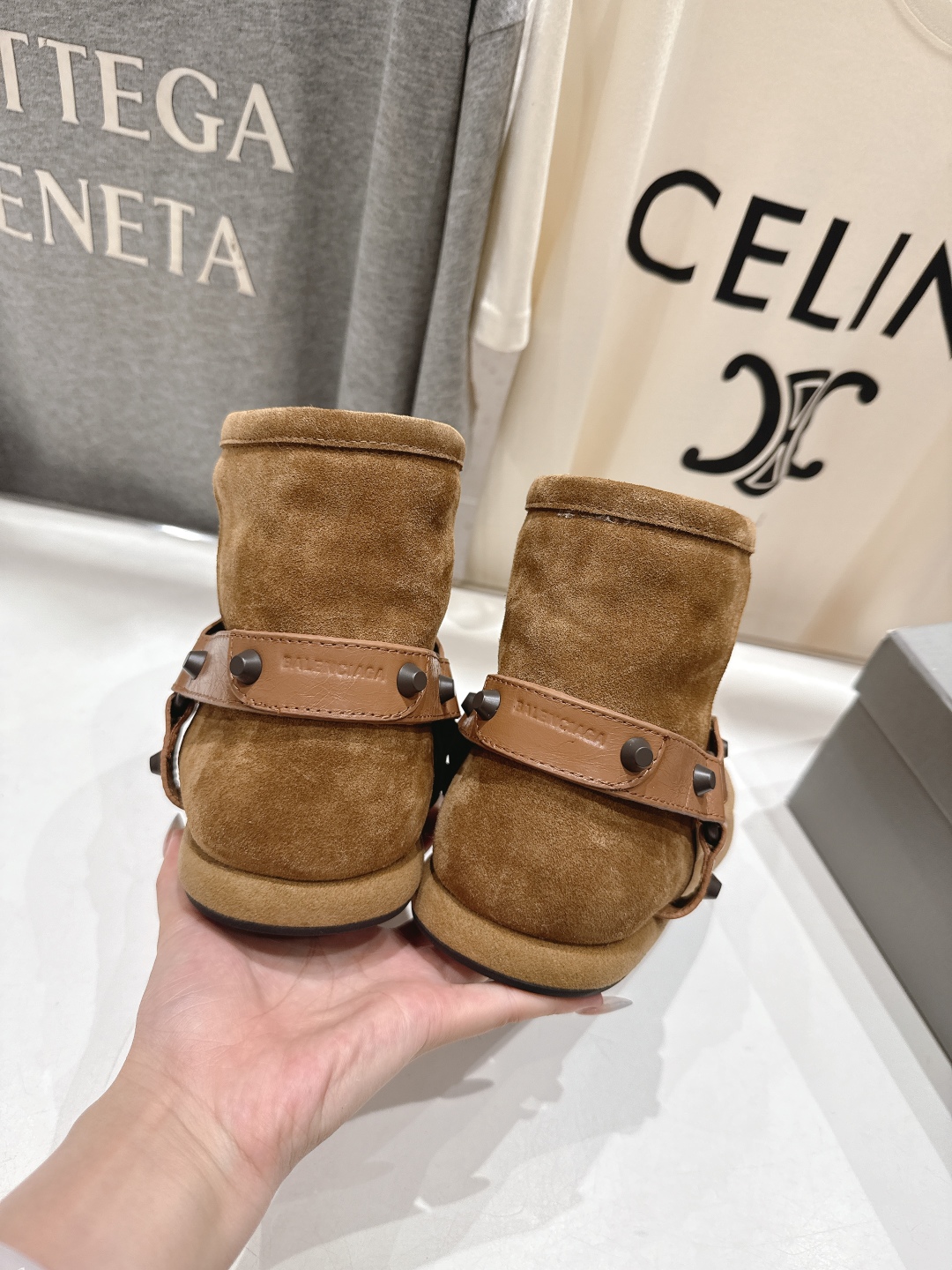 高版本出厂 BALENCIAGA*巴黎世家F022 2025ss秋冬新款羊毛短靴雪地靴冬日凛凛🏂🏻不可缺