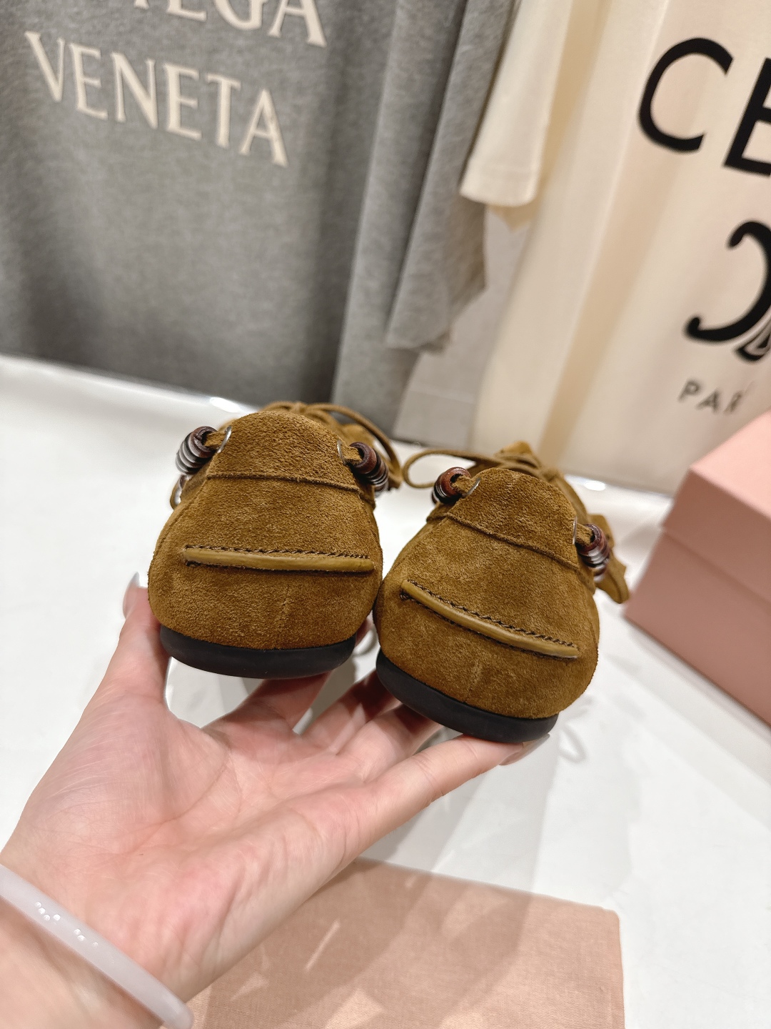 高版本出厂 MiuMiu/缪缪2025ss秋冬走秀款一脚蹬驾车鞋乐福鞋休闲单鞋这款永不过时的反绒皮驾车鞋