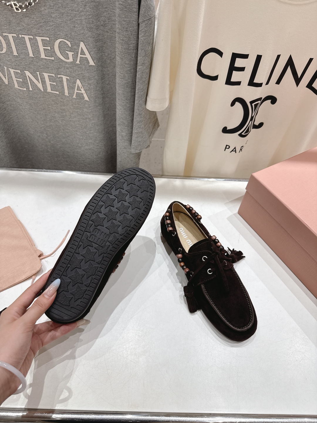 高版本出厂 MiuMiu/缪缪2025ss秋冬走秀款一脚蹬驾车鞋乐福鞋休闲单鞋这款永不过时的反绒皮驾车鞋