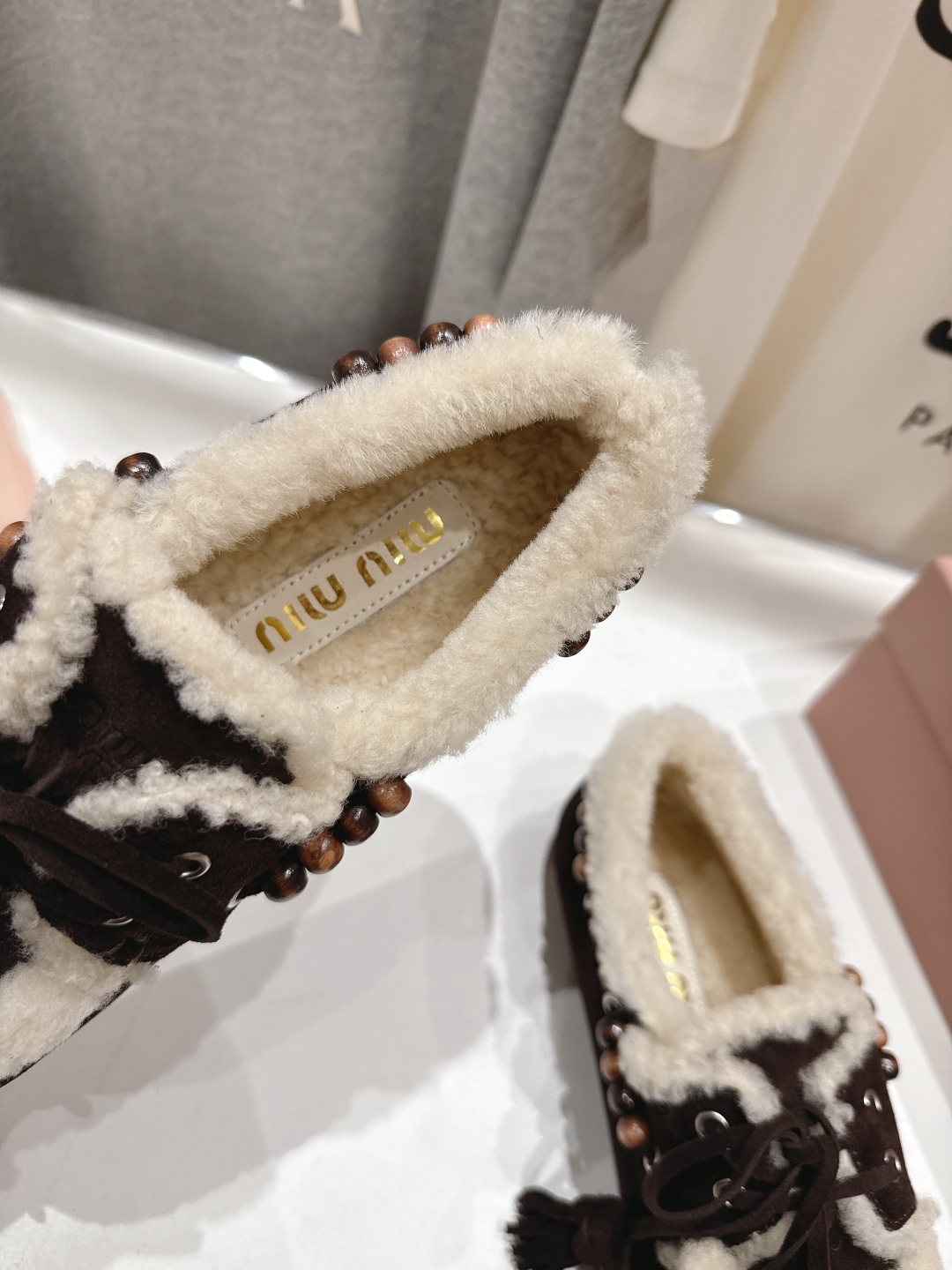 高版本出厂 毛里 MiuMiu/缪缪2025ss秋冬走秀款一脚蹬驾车鞋加毛乐福鞋毛毛鞋这款永不过时的反绒