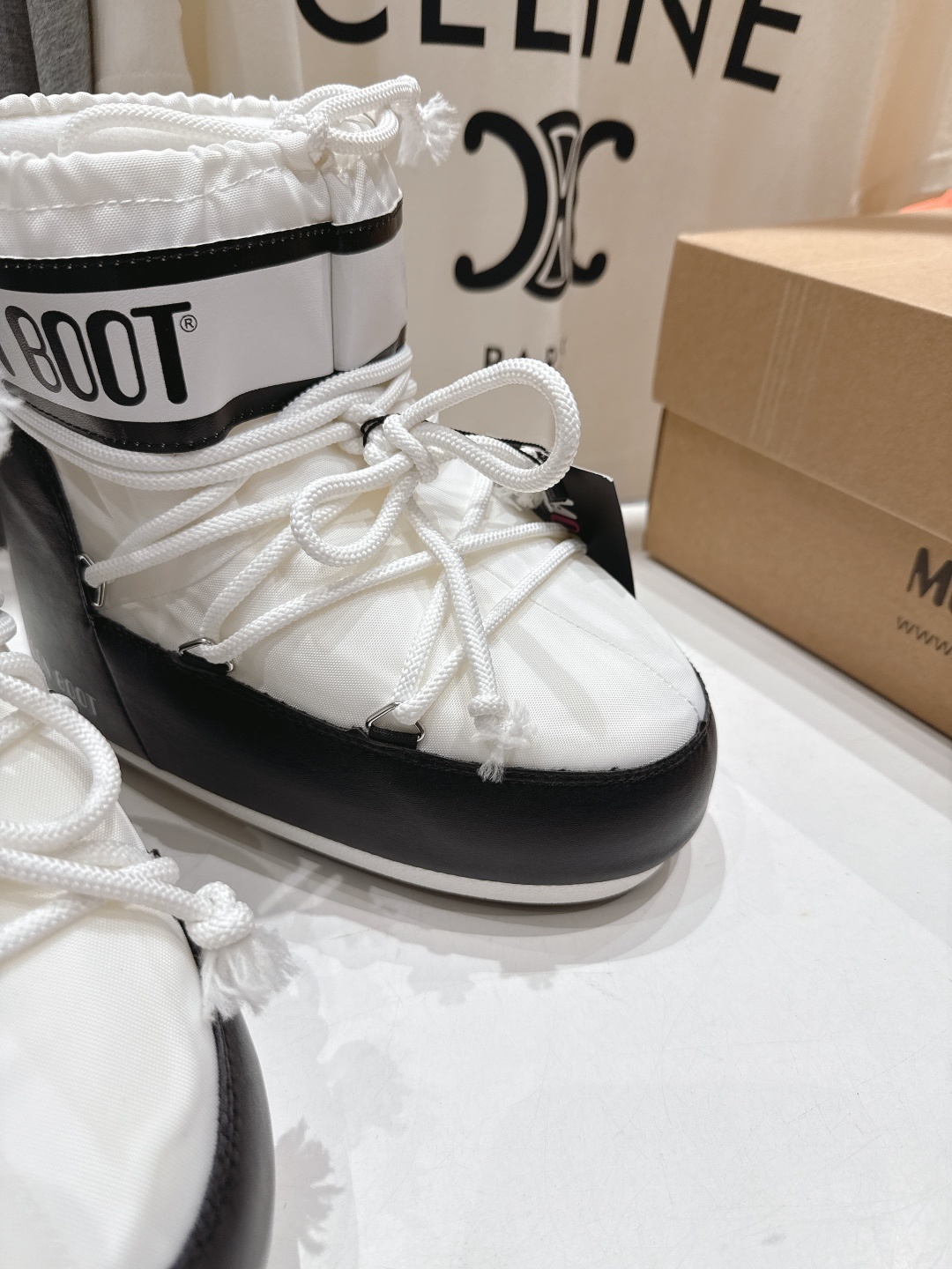 高版本出厂 Moon Boot 2025ss秋冬季爆款保暖厚底雪地靴 【丑萌月亮雪地靴】忘了UGG吧,时