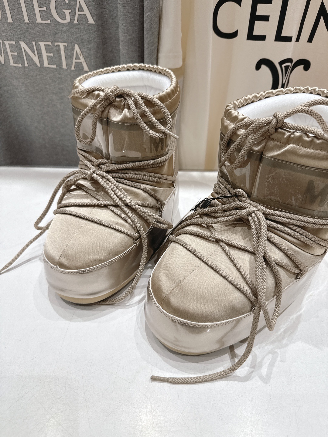 高版本出厂 Moon Boot 2025ss秋冬季爆款保暖厚底雪地靴 【丑萌月亮雪地靴】忘了UGG吧,时