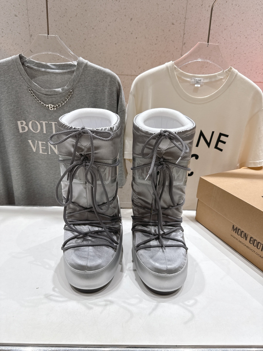 高版本出厂 Moon Boot 2025ss秋冬季爆款保暖厚底雪地靴 【丑萌月亮雪地靴】忘了UGG吧,时