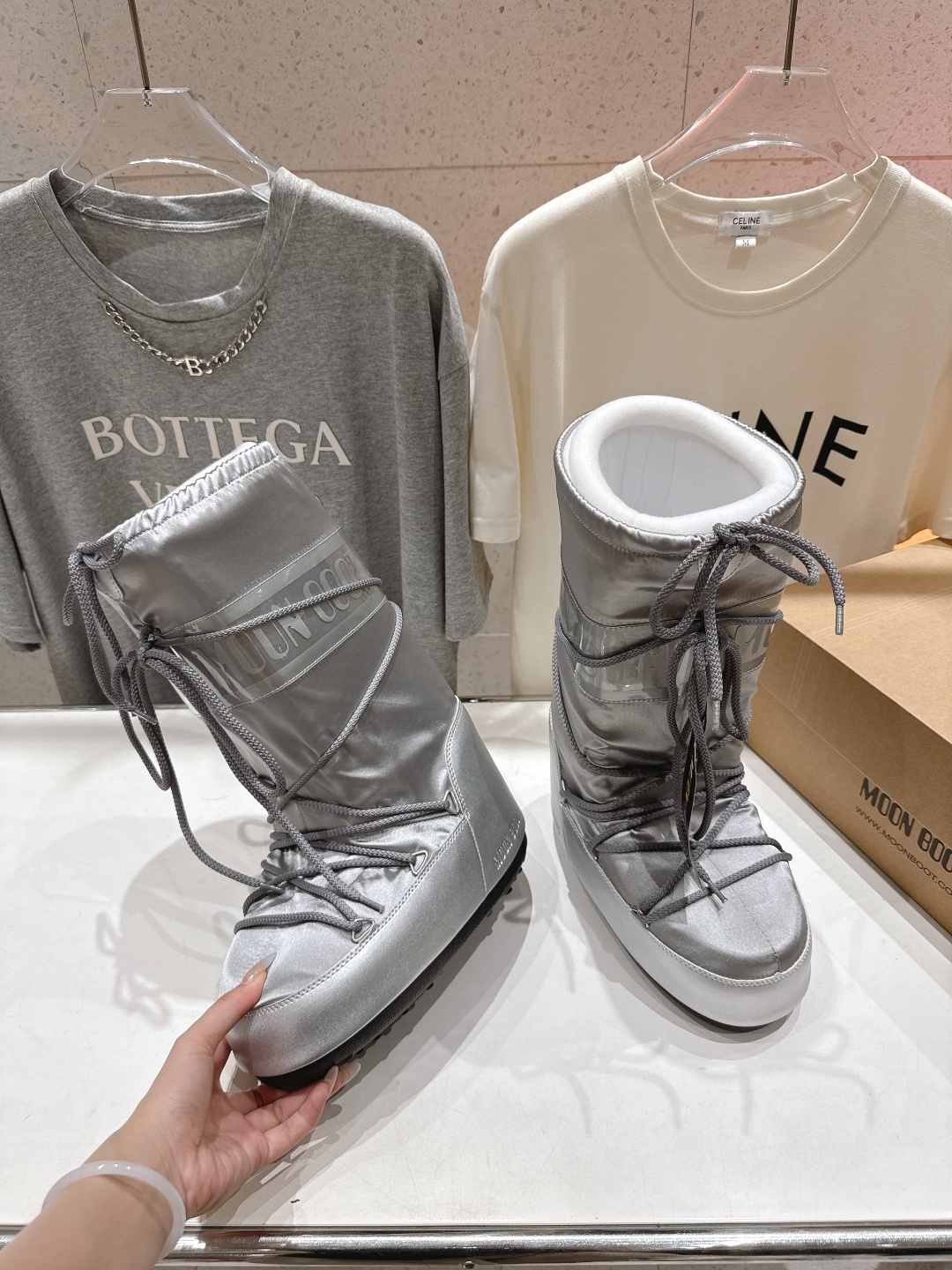 高版本出厂 Moon Boot 2025ss秋冬季爆款保暖厚底雪地靴 【丑萌月亮雪地靴】忘了UGG吧,时
